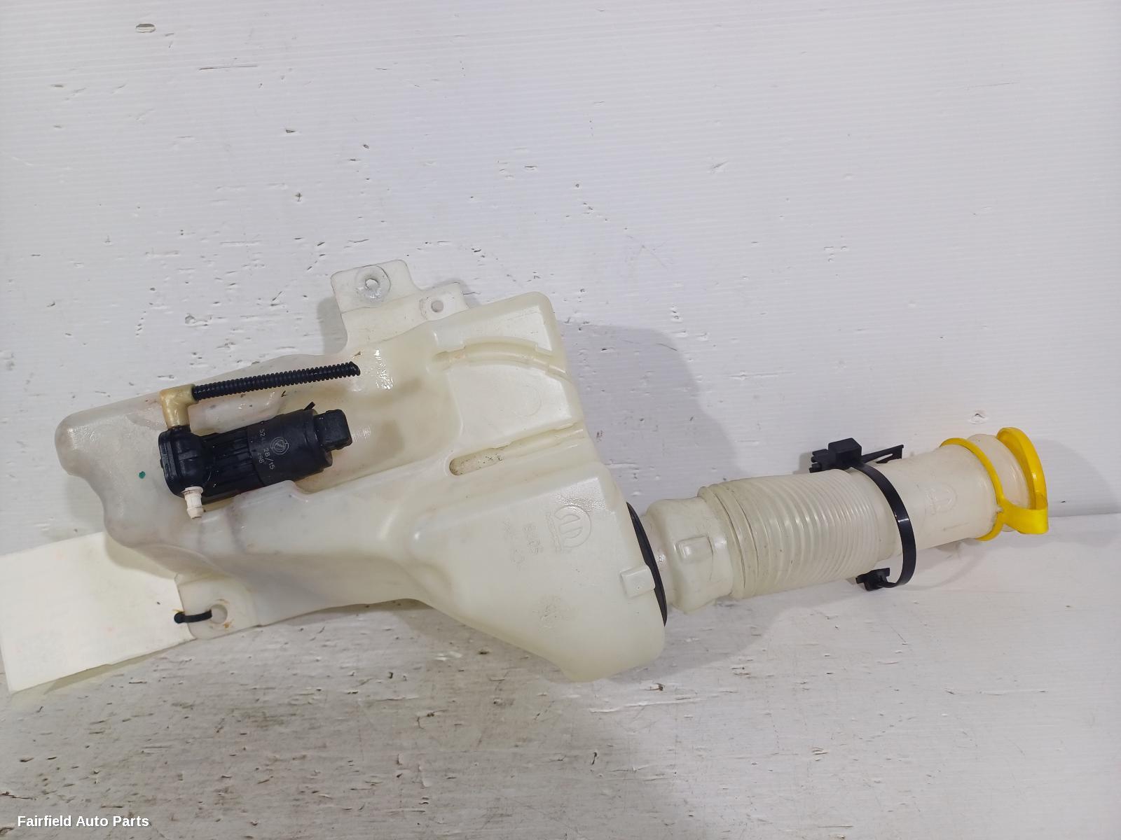 2017 Fiat 500x Washer Bottle