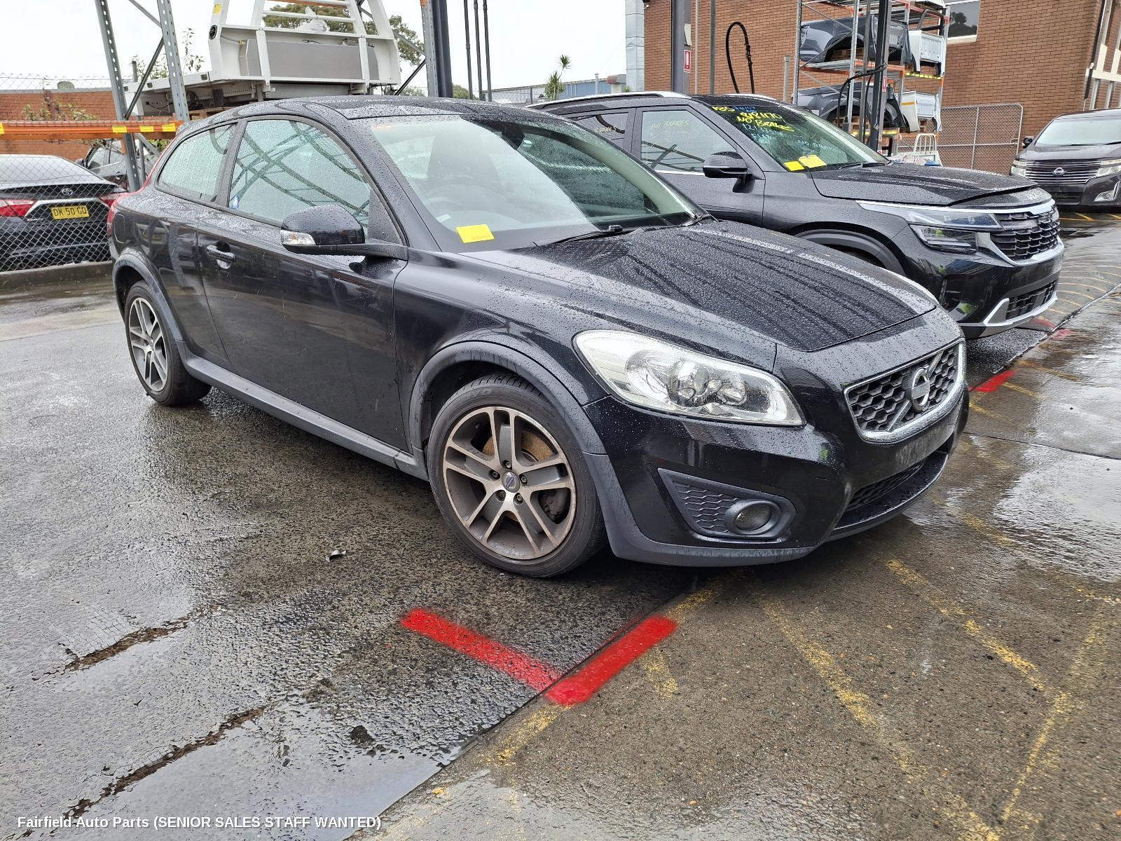 2007-2013 Volvo C30 Overflow Bottle