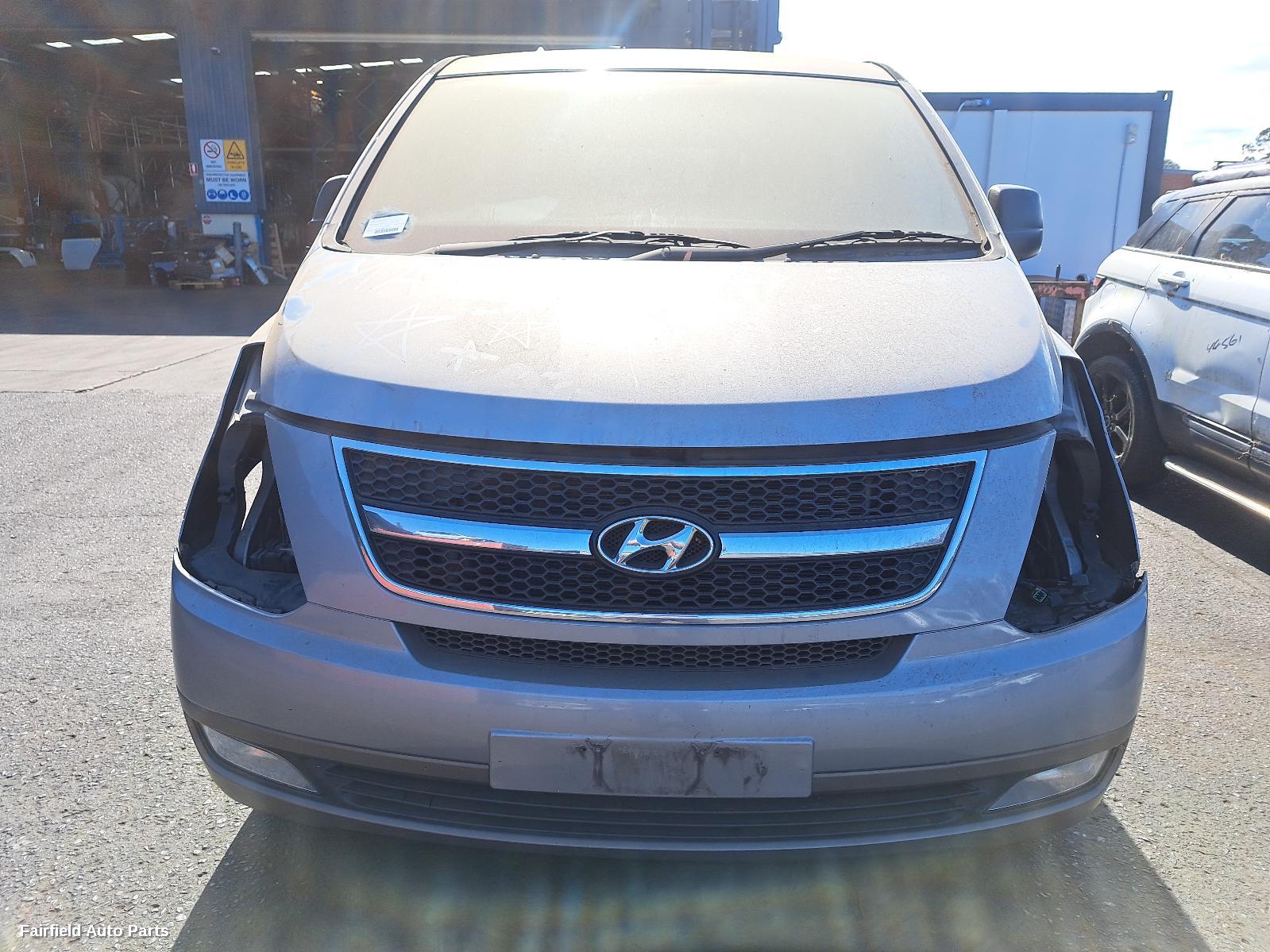 2015 Hyundai Iload/imax Fan