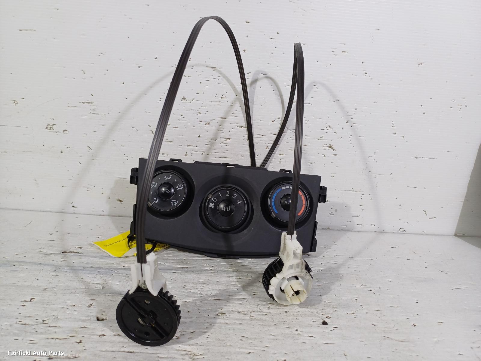 2007-2013 Toyota Corolla Heater Ac Controls