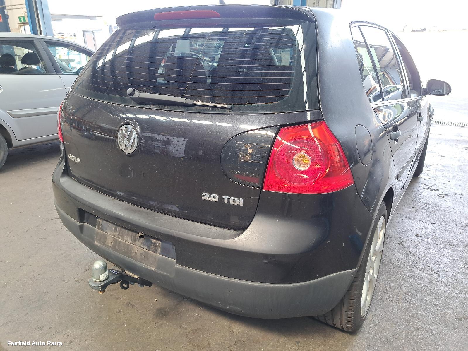 2006 Volkswagen Golf Grille