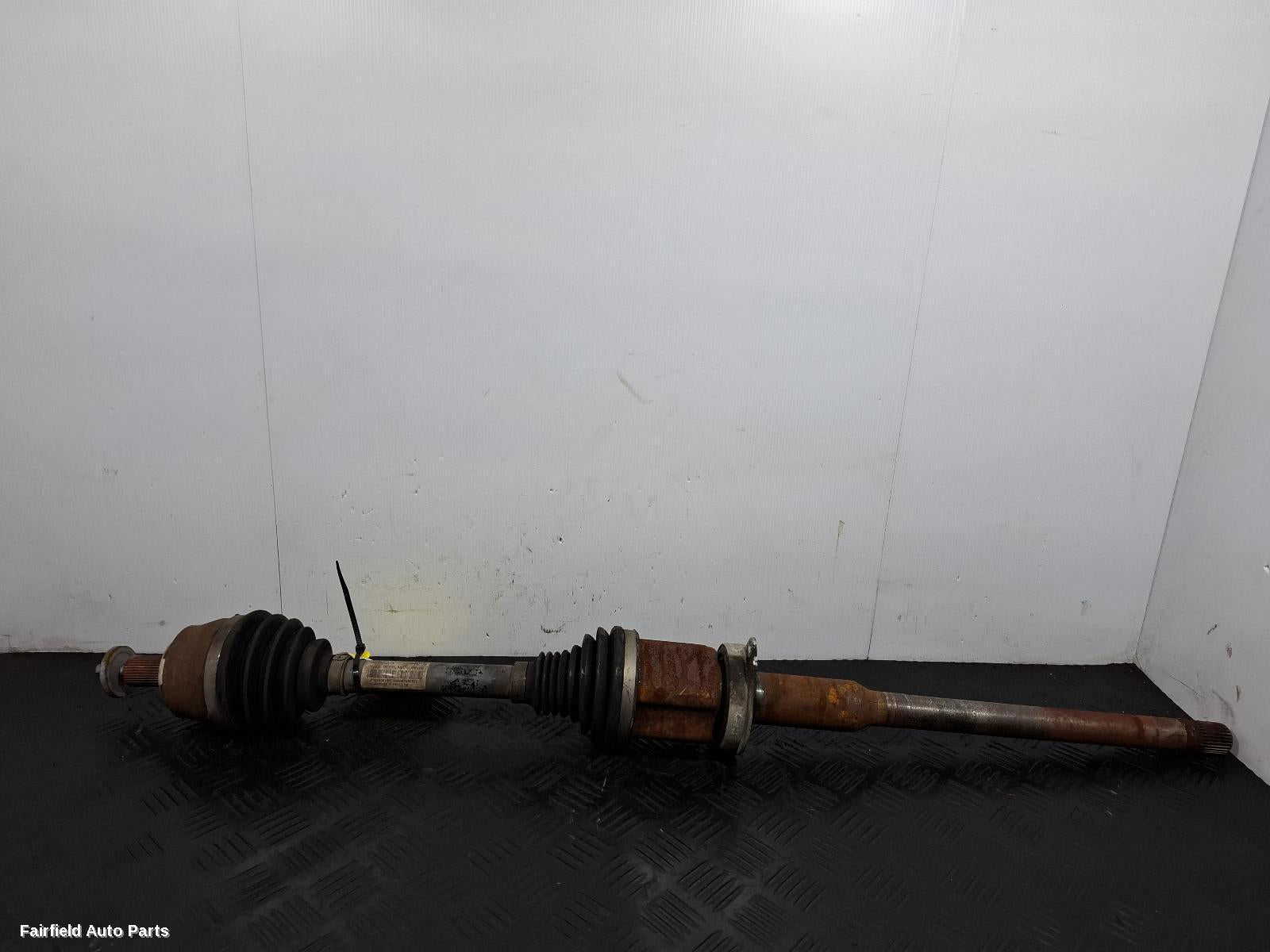 2018-2025 Volvo Xc40 Right Driveshaft
