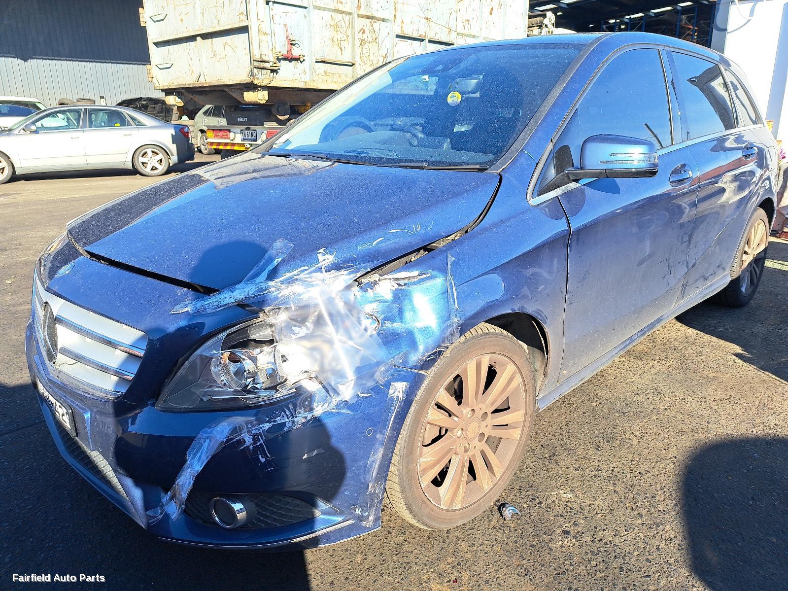2012 Mercedes B Class Left Front Door