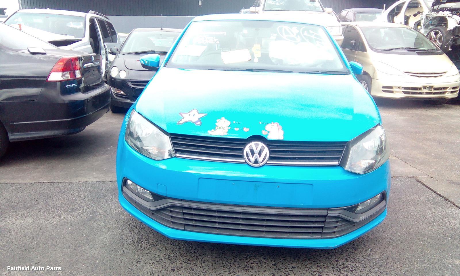 2016 Volkswagen Polo Right Taillight