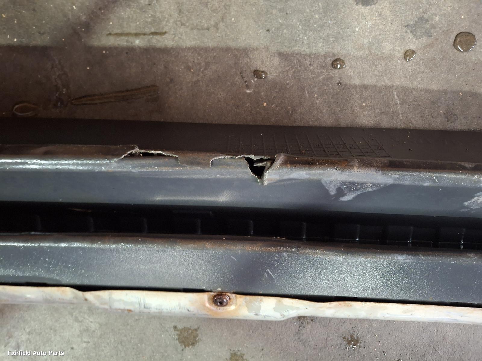 2015-2022 Ford Ranger Side Step Skirt