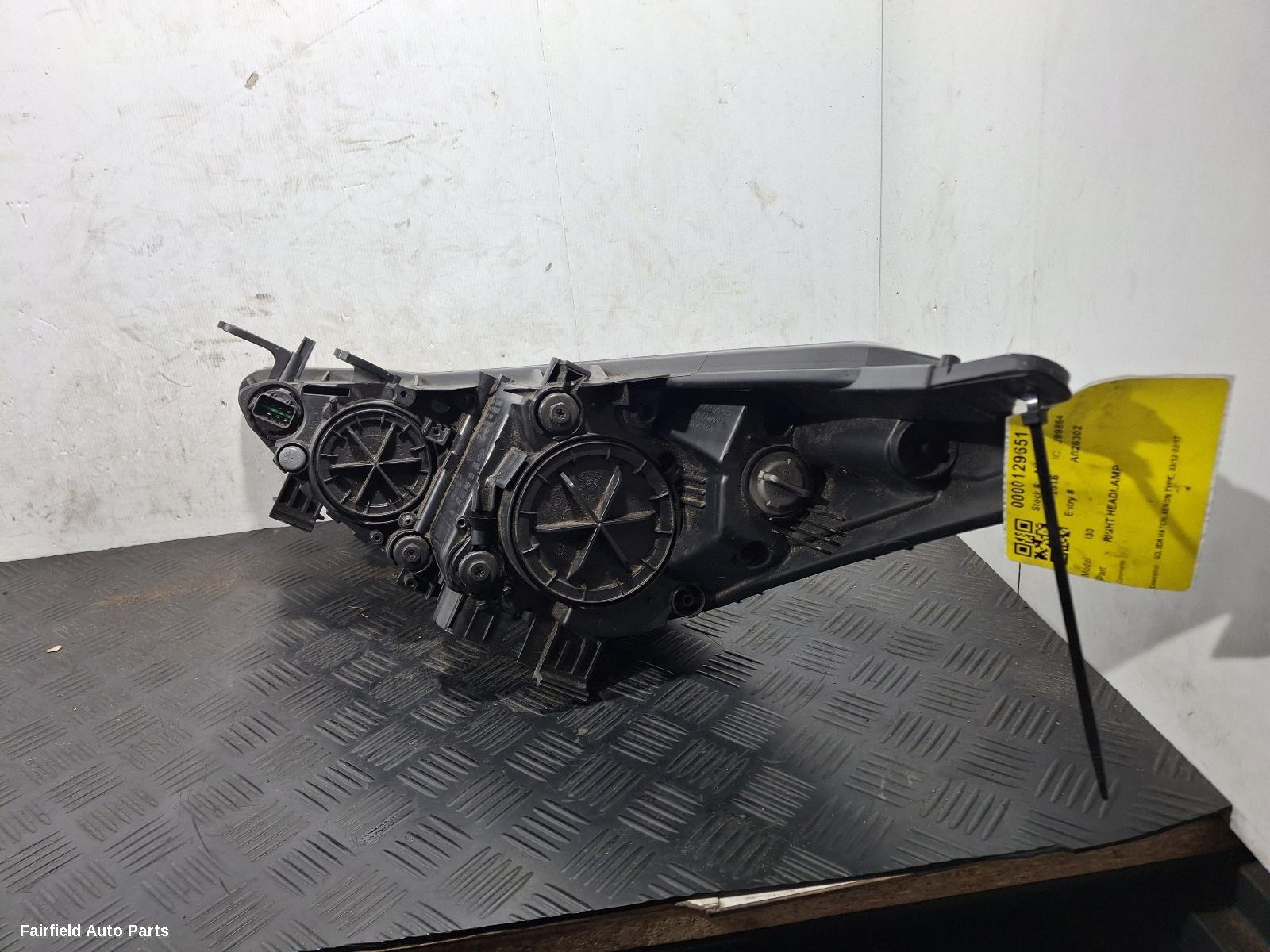 2012-2017 Hyundai I30 Right Headlamp