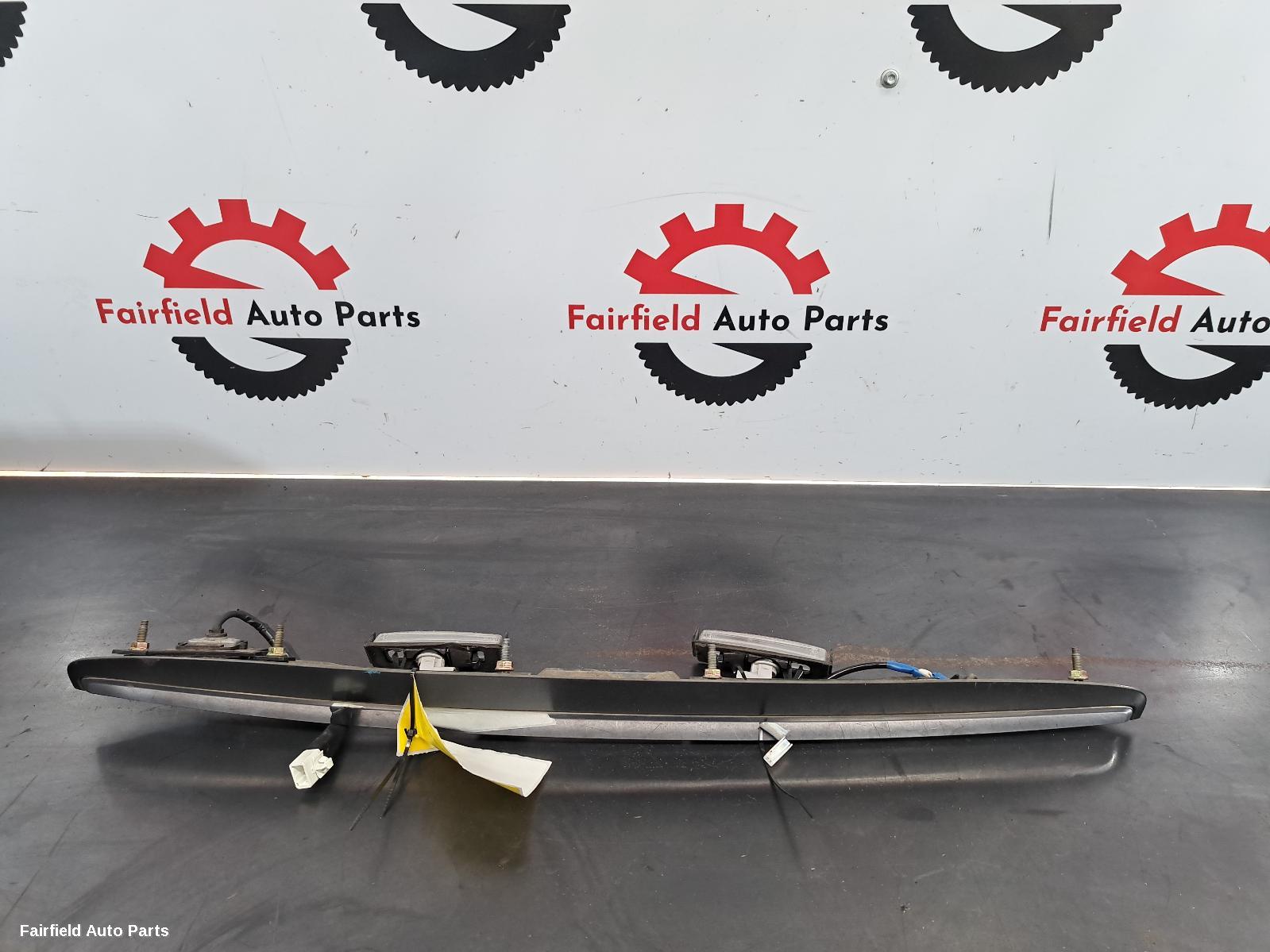 2003-2005 Lexus Rx Series Rear Garnish