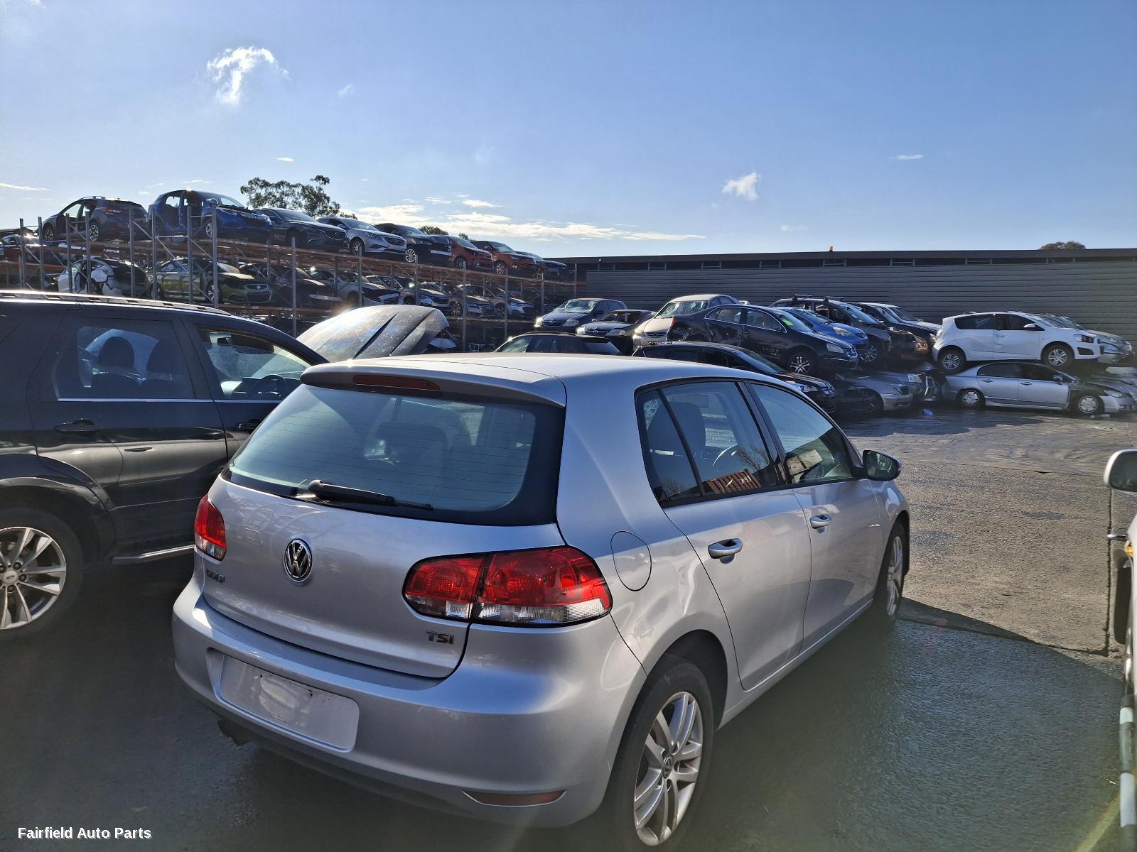 2012 Volkswagen Golf Radiator Support