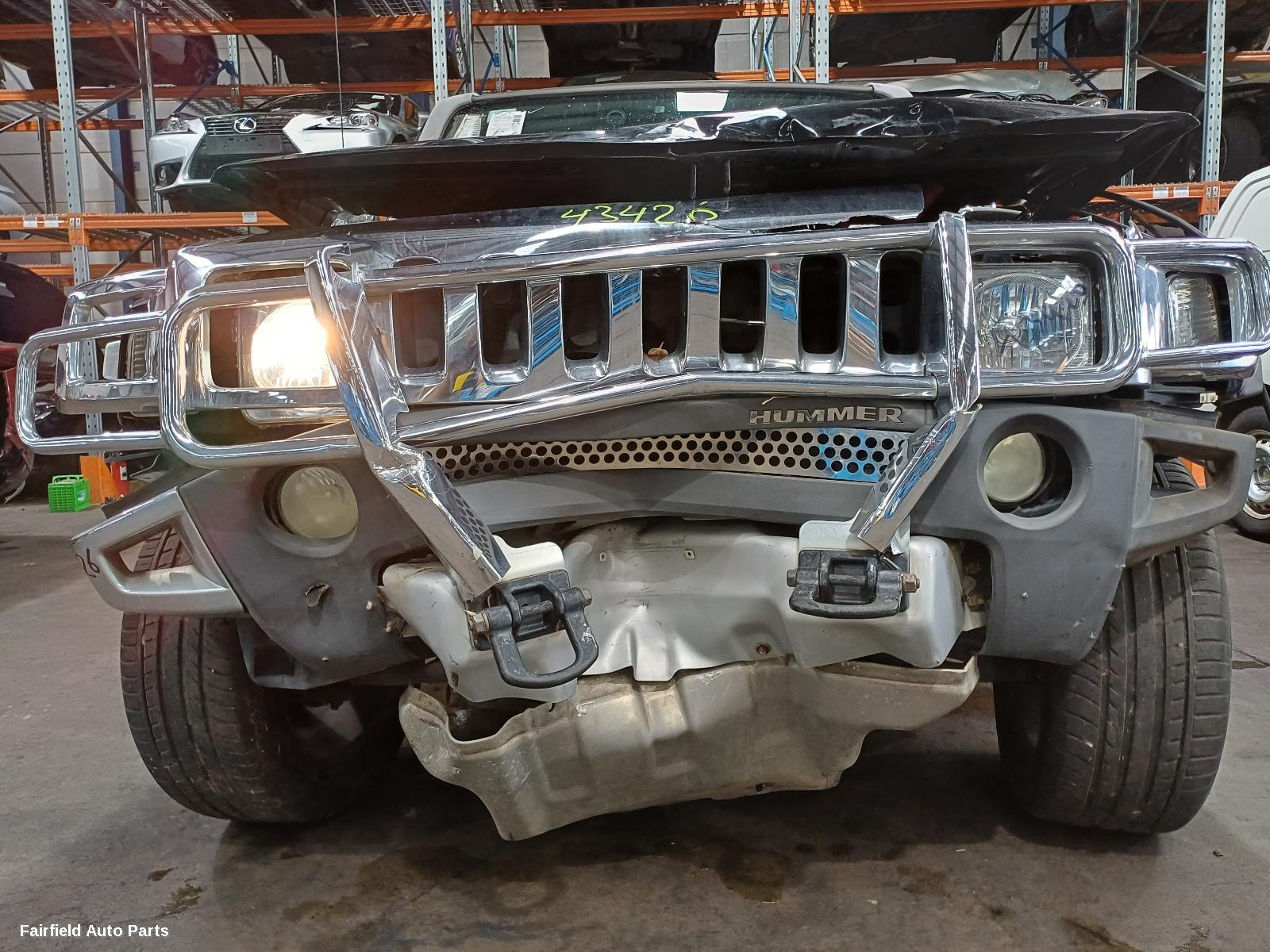 2008 Hummer H3 Left Front Door