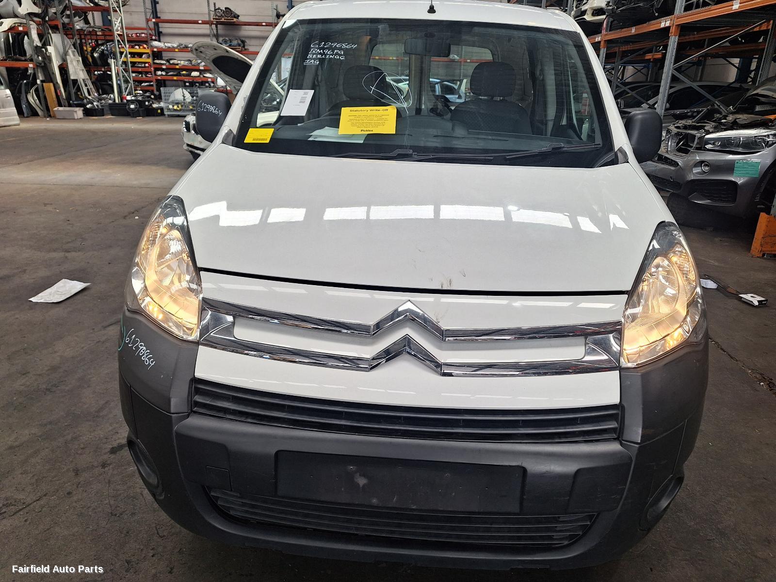 2011 Citroen Berlingo Right Front Lower Control Arm