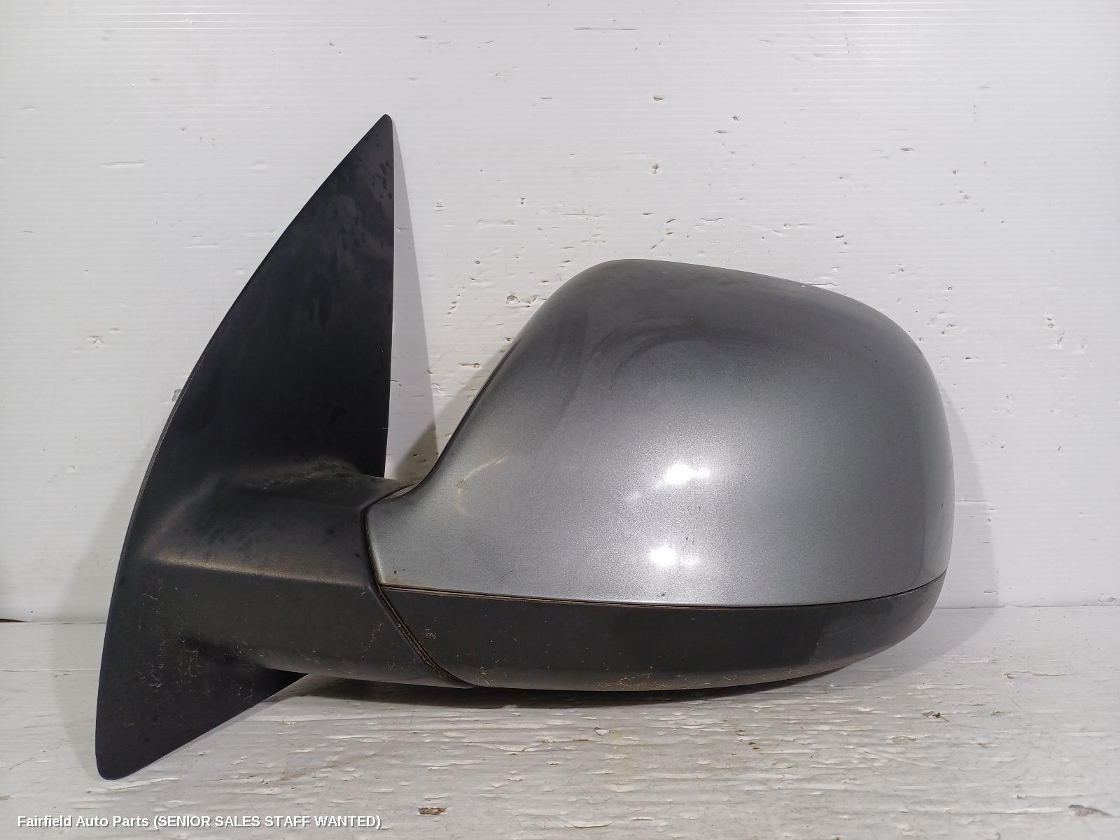 2011 Volkswagen Amarok Left Door Mirror