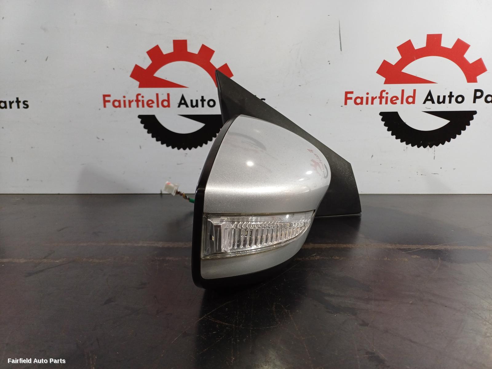 2012-2017 Nissan Pulsar Right Door Mirror