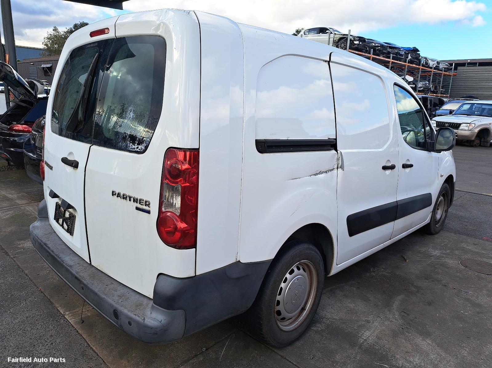 2008-2015 Peugeot Partner Fan