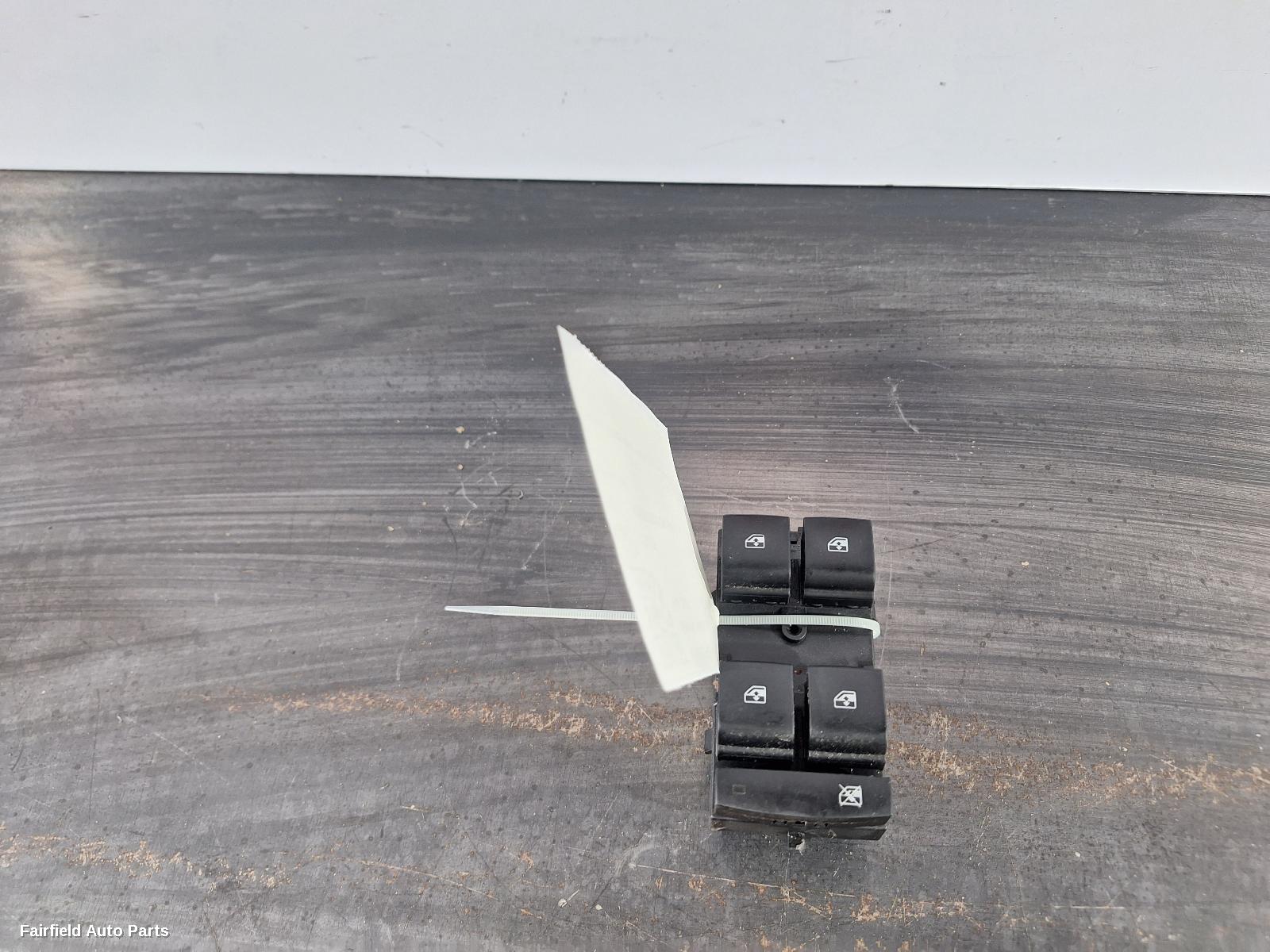 2011-2017 Holden Cruze Pwr Dr Wind Switch
