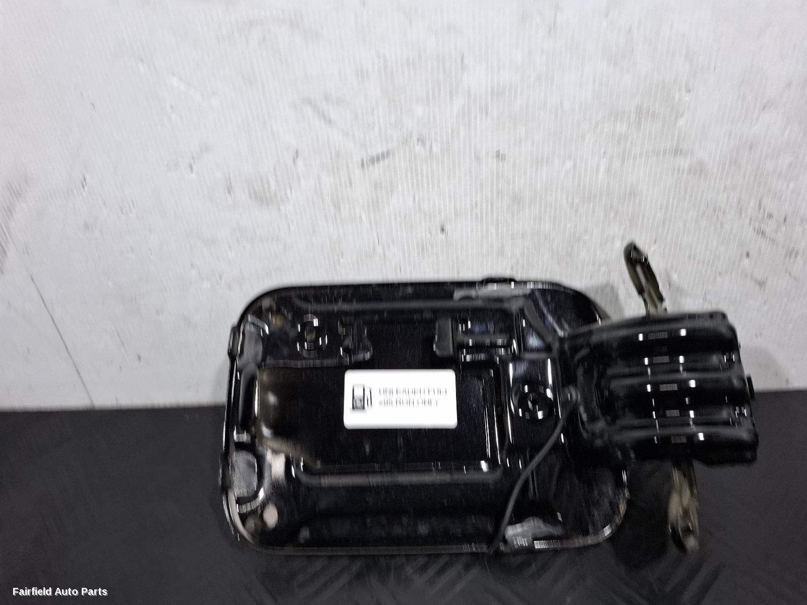 2017-2025 Ldv D90 Fuel Door Filler