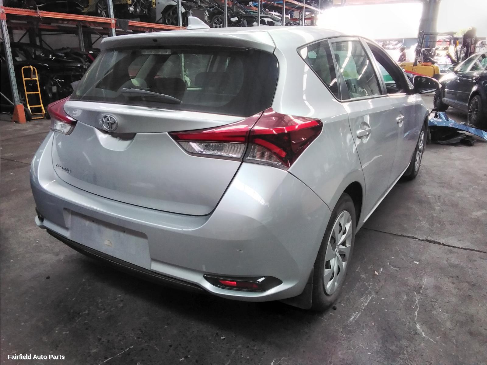 2015-2018 Toyota Corolla Radio Cd Dvd Sat Tv