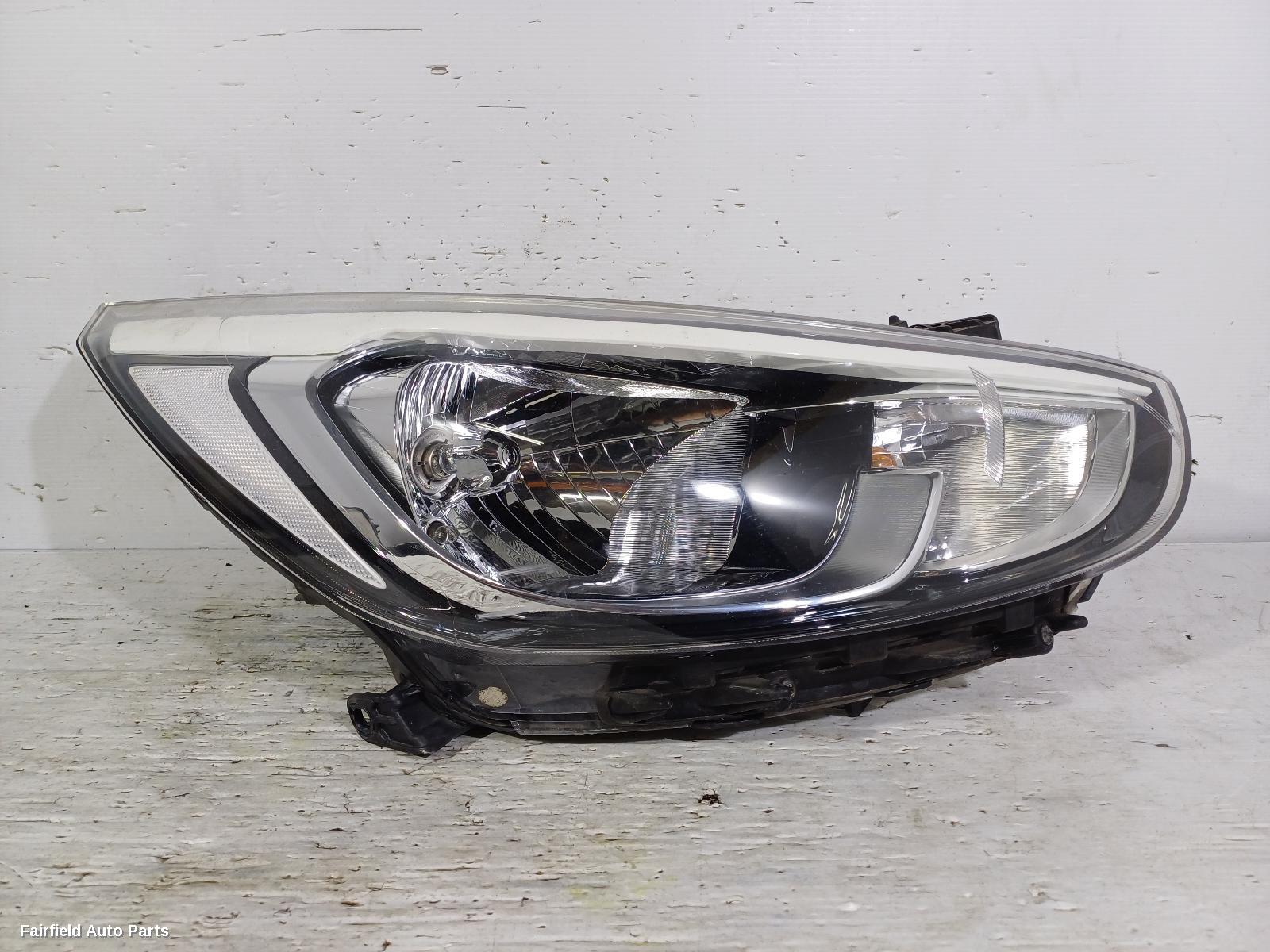 2014-2019 Hyundai Accent Right Headlamp
