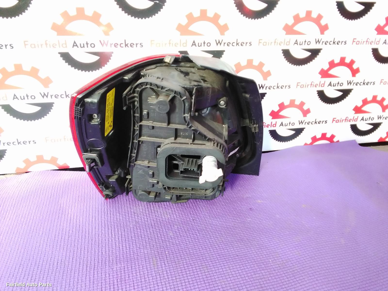 2015 Volkswagen Polo Right Taillight