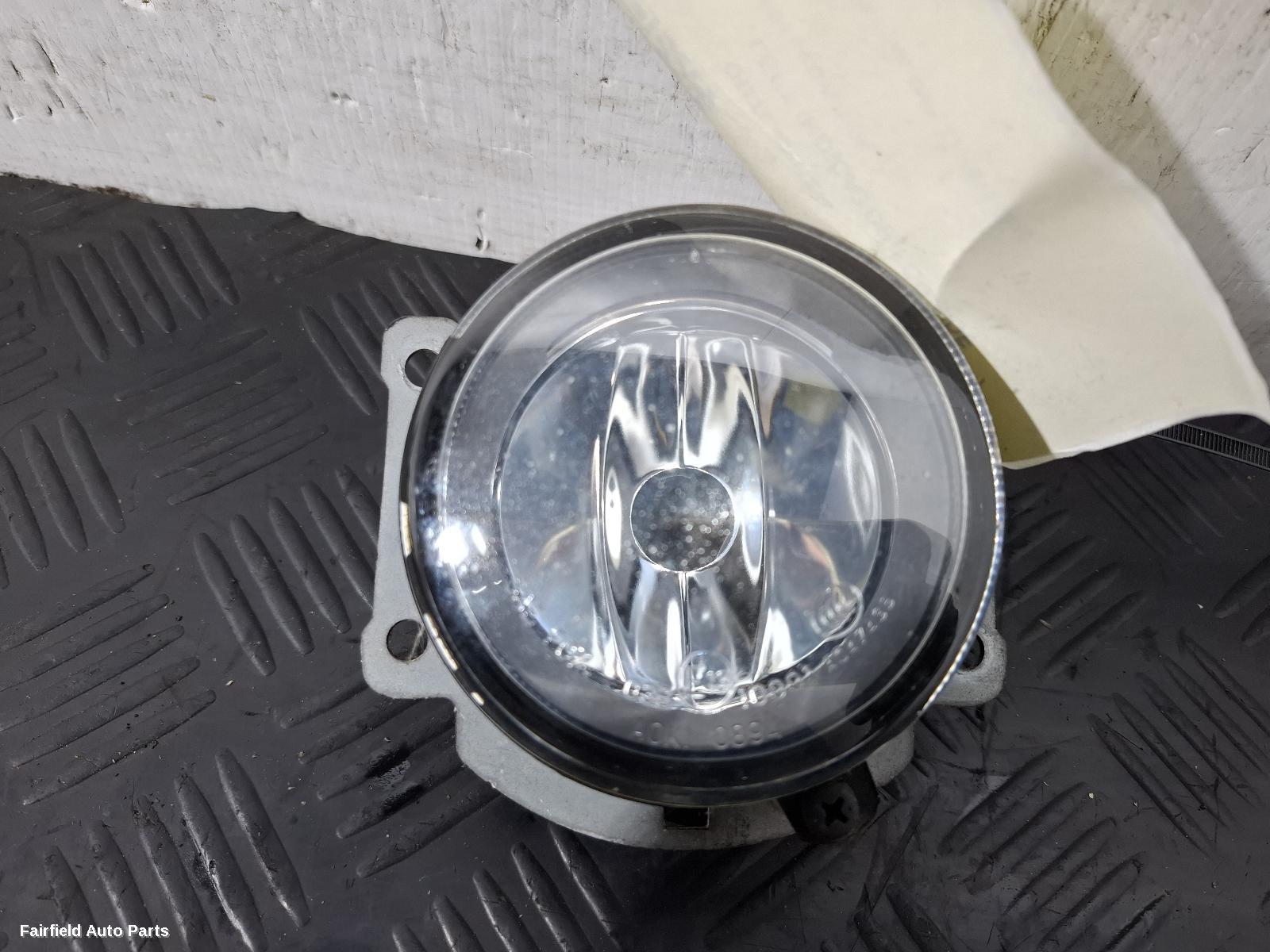 2012-2015 Mitsubishi Outlander Left Indicator Fog Side