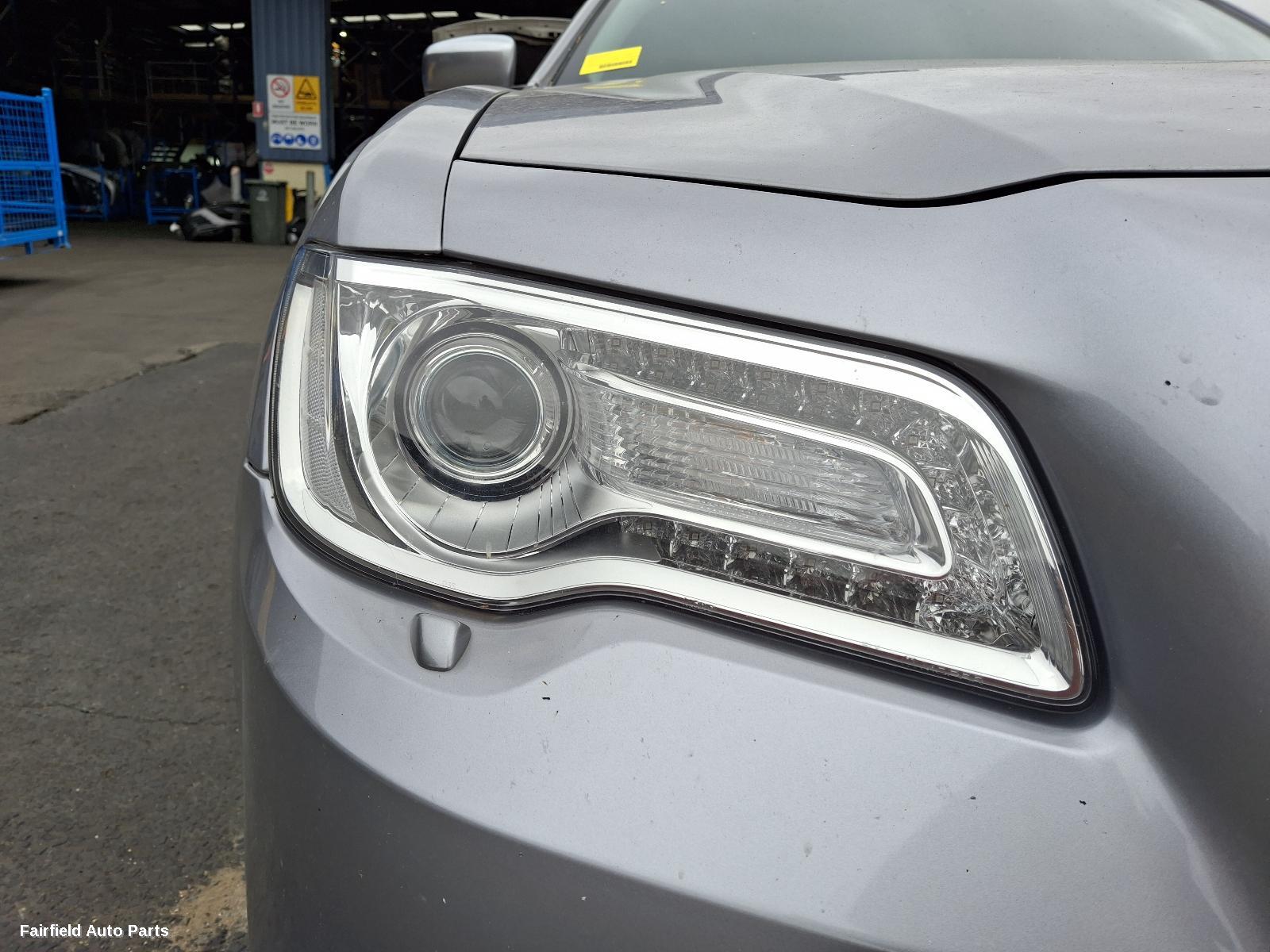 2016 Chrysler 300c Bonnet