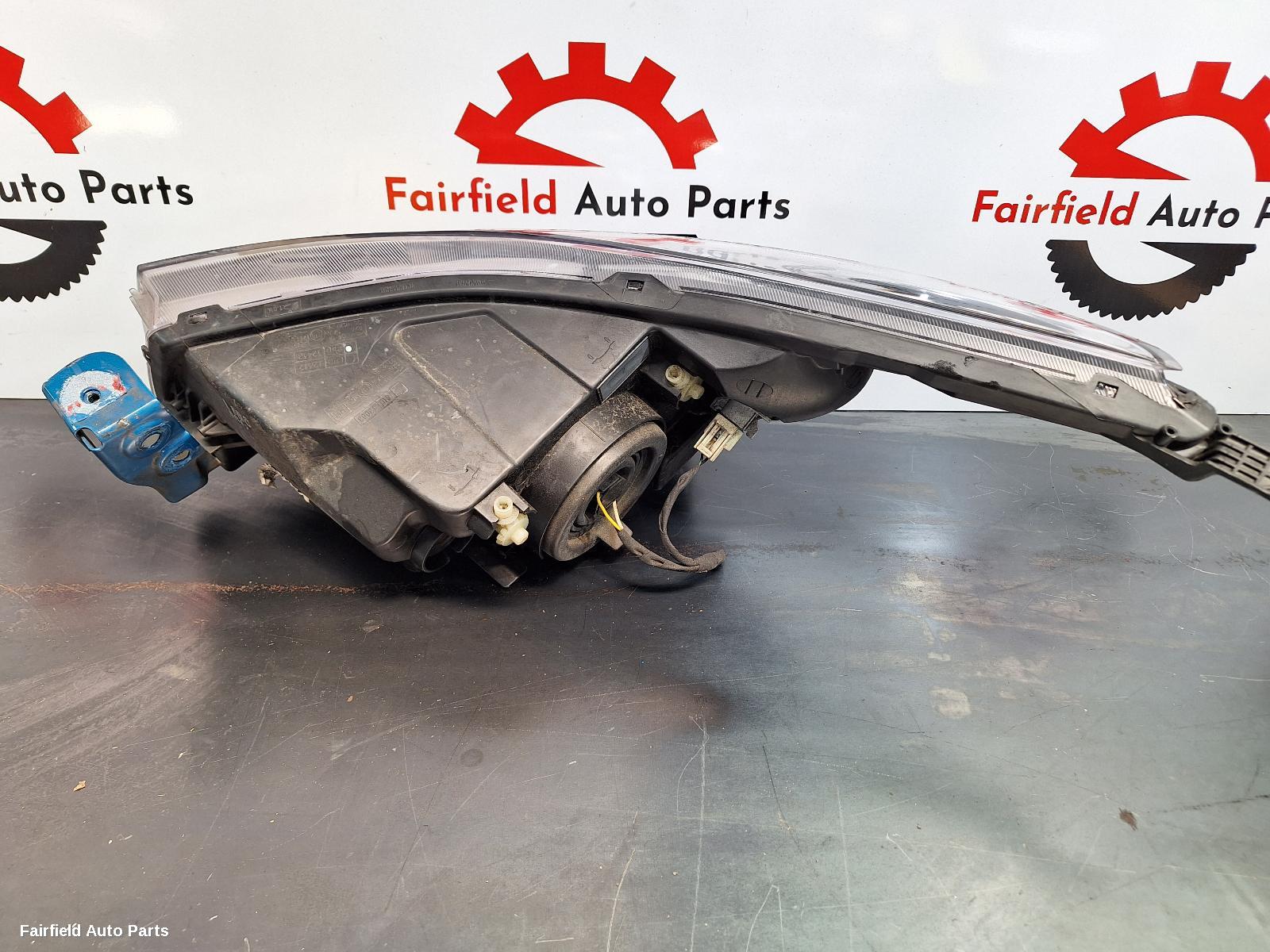 2015-2017 Holden Cruze Right Headlamp