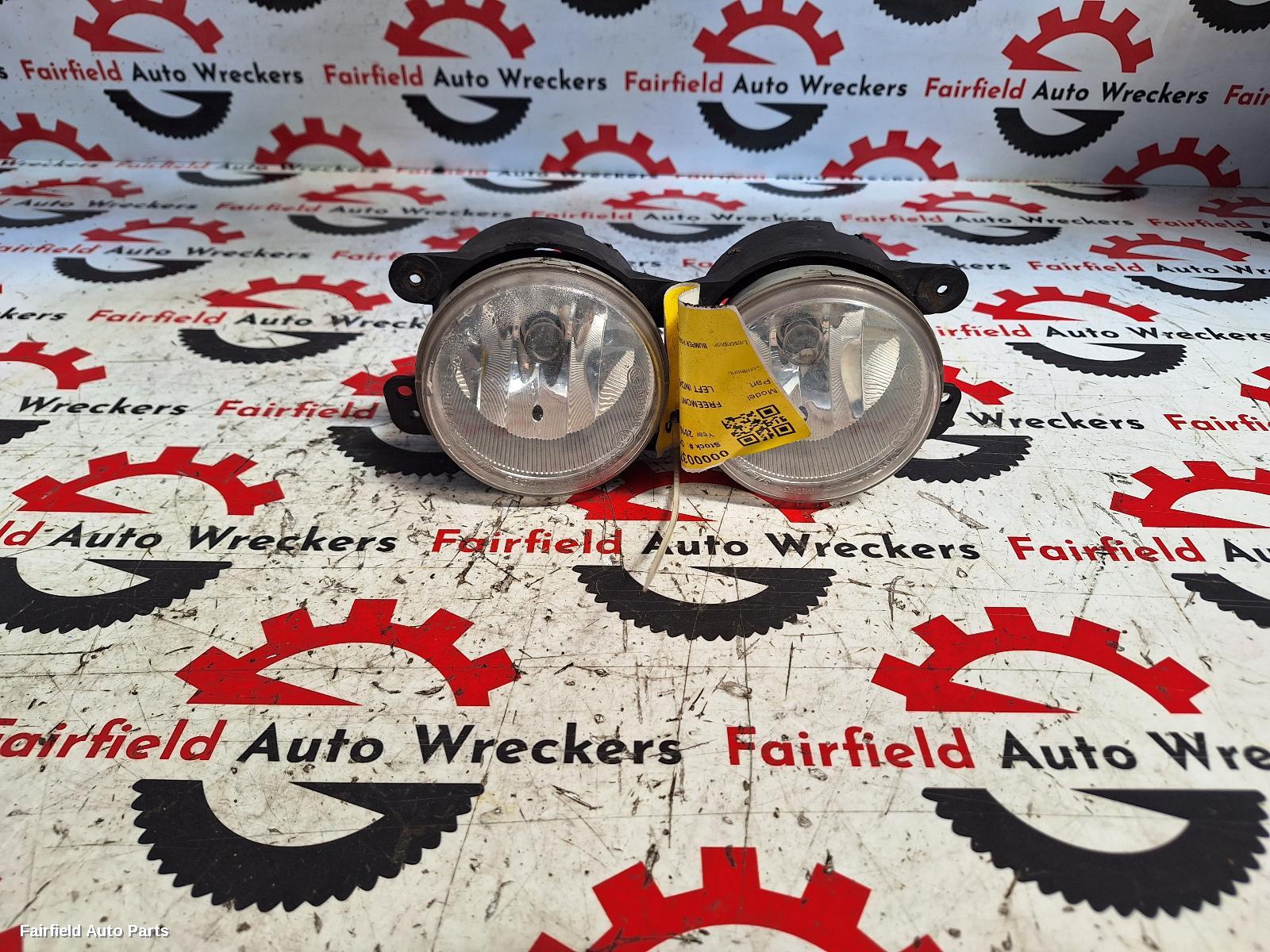 2016 Fiat Freemont Left Indicator Fog Side