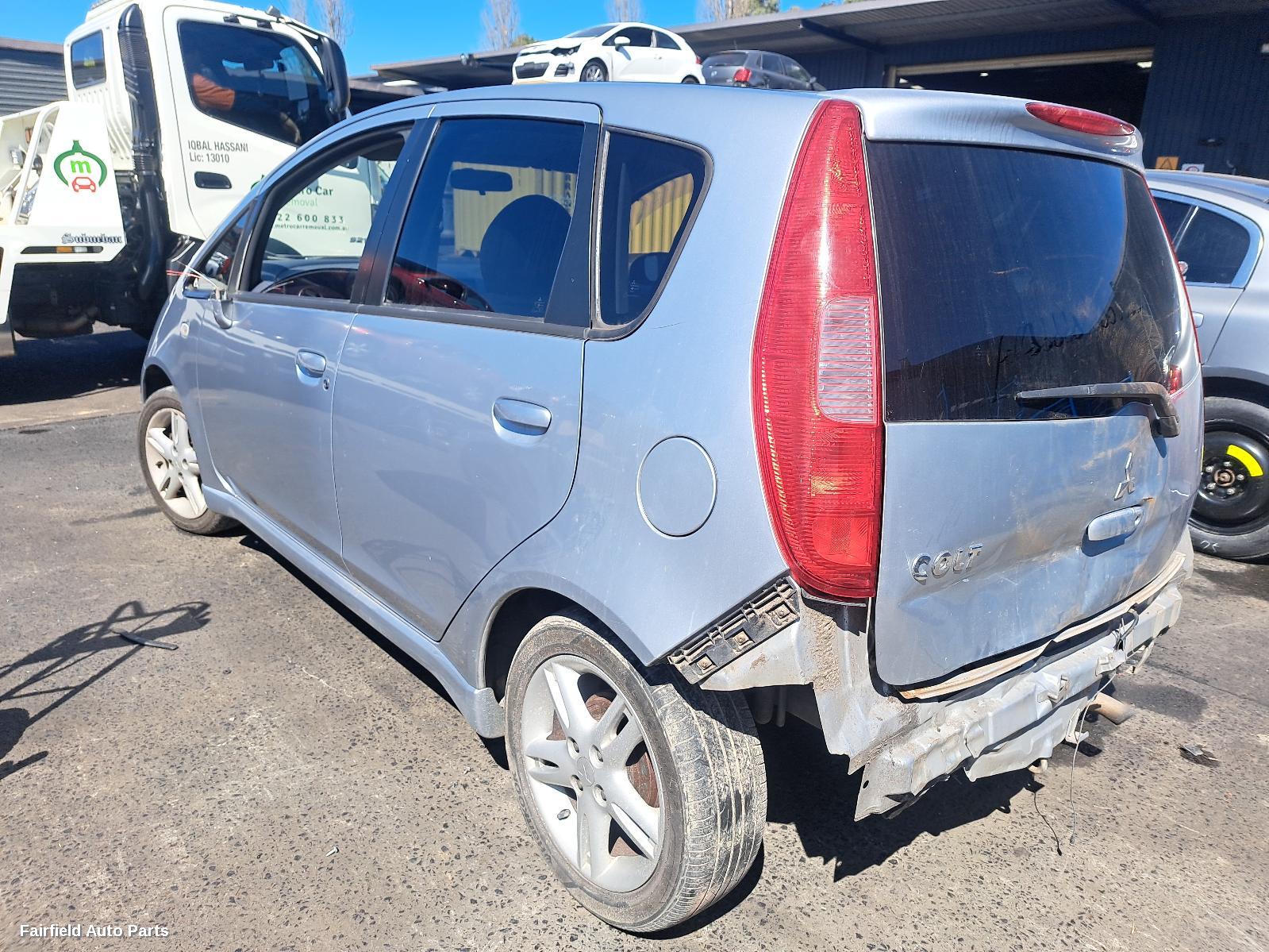 2005 Mitsubishi Colt Right Headlamp
