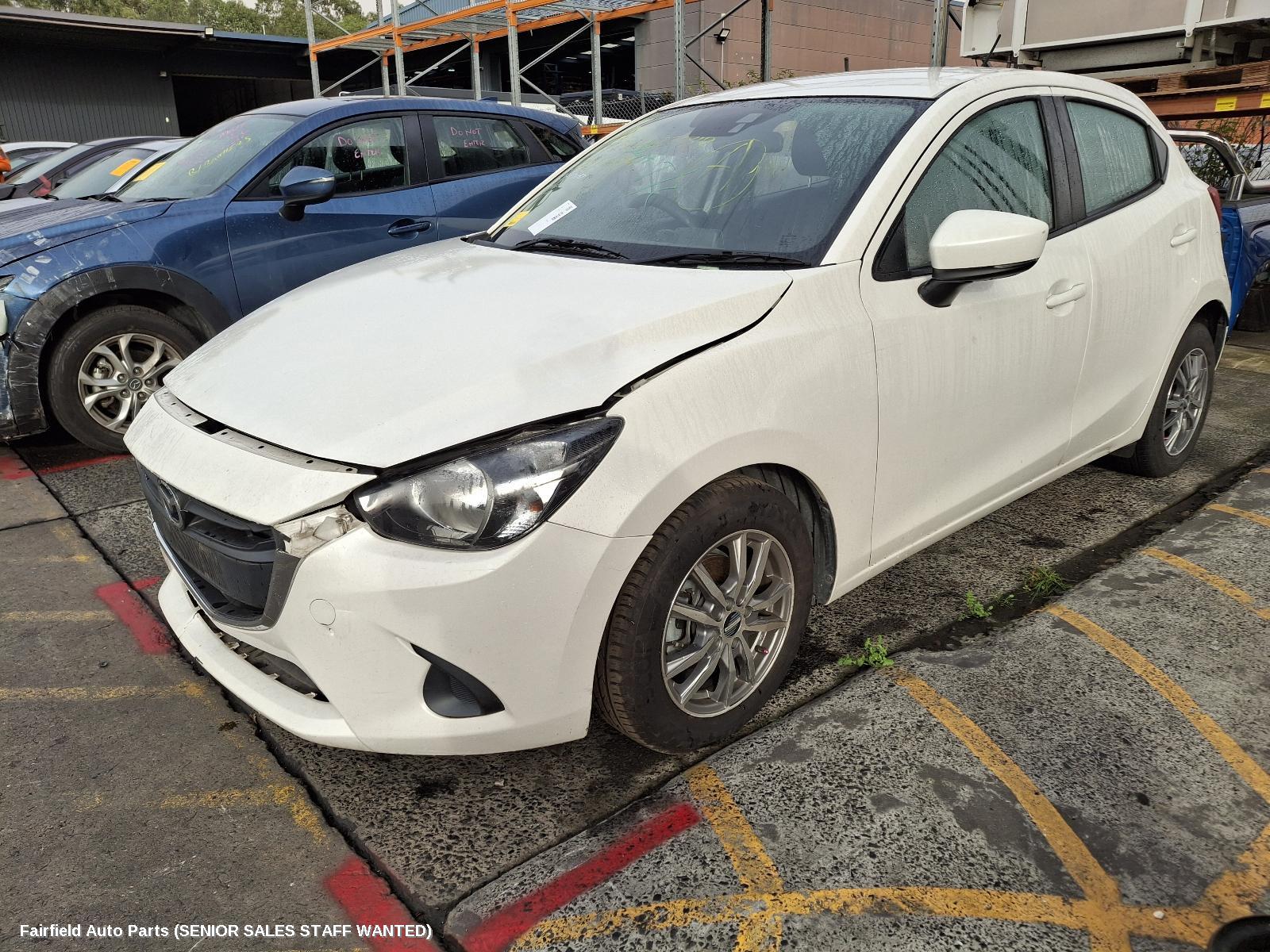 2018 Mazda 2 Left Door Mirror