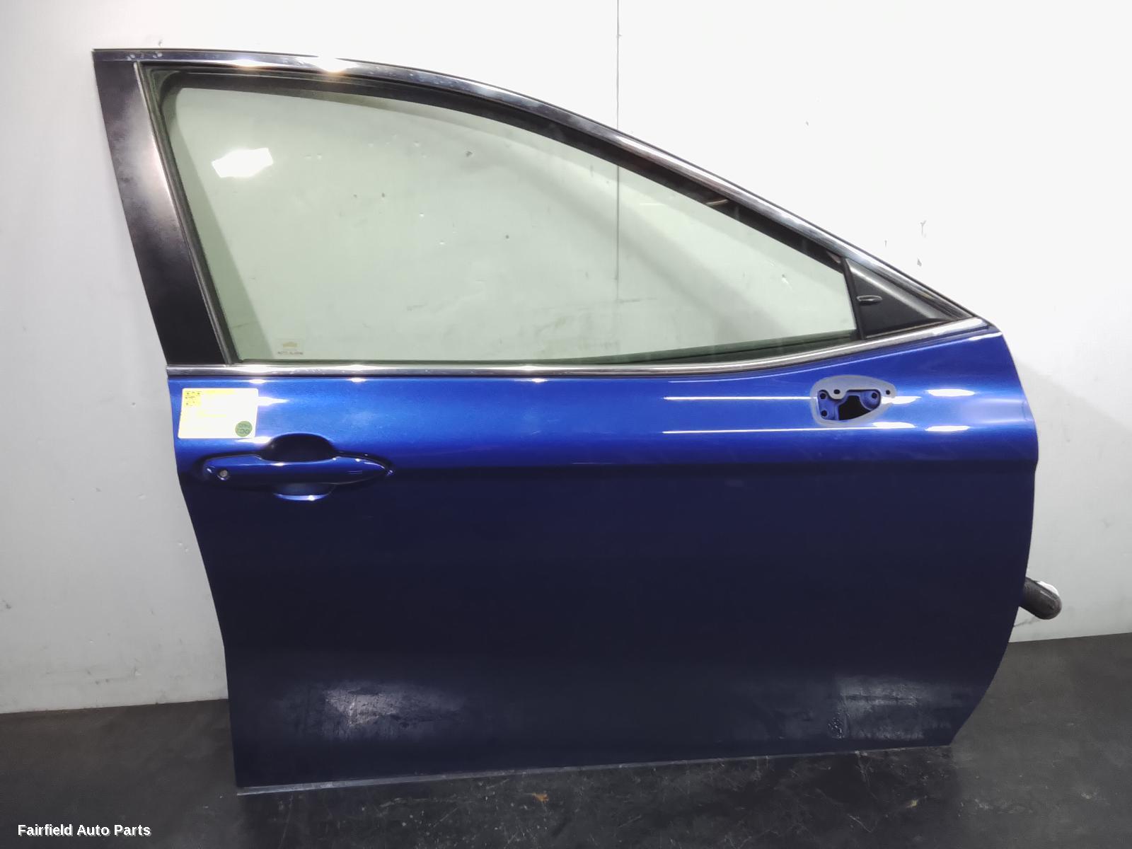 2017-2024 Toyota Camry Right Front Door