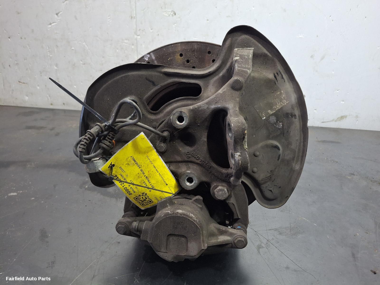 2007-2015 Mercedes C Class Left Front Hub Assembly