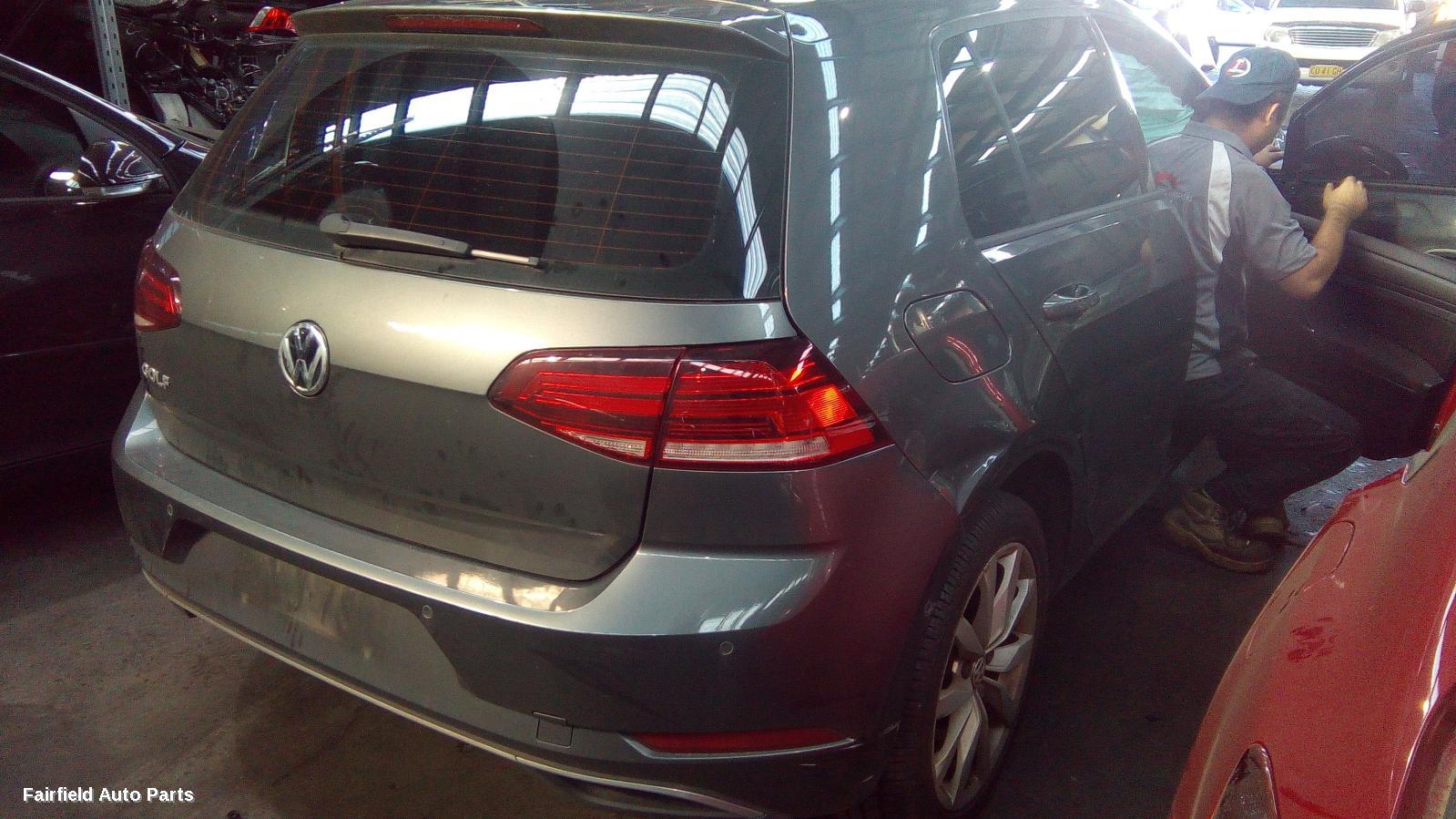 2017-2020 Volkswagen Golf Rear Bumper