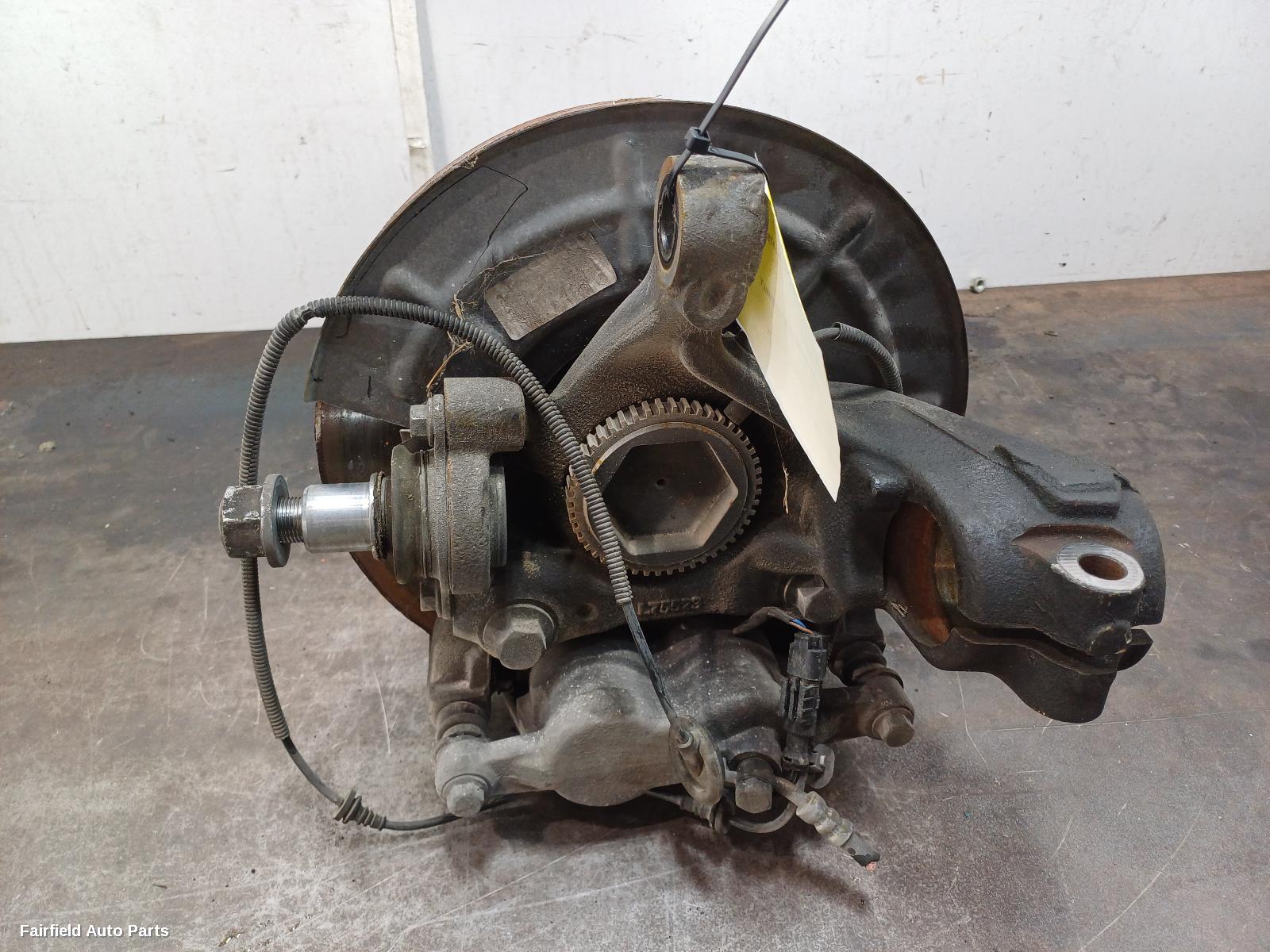 2020-2026 Ldv Deliver 9 Left Front Hub Assembly