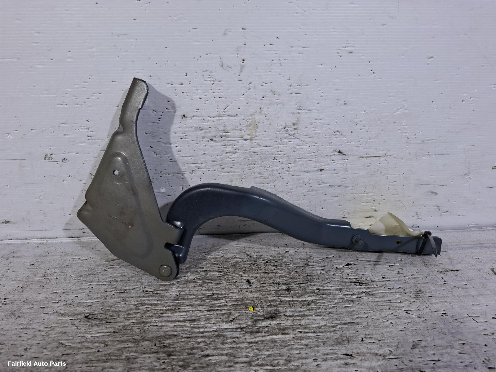 2014-2022 Jeep Cherokee Bonnet Hinge Strut