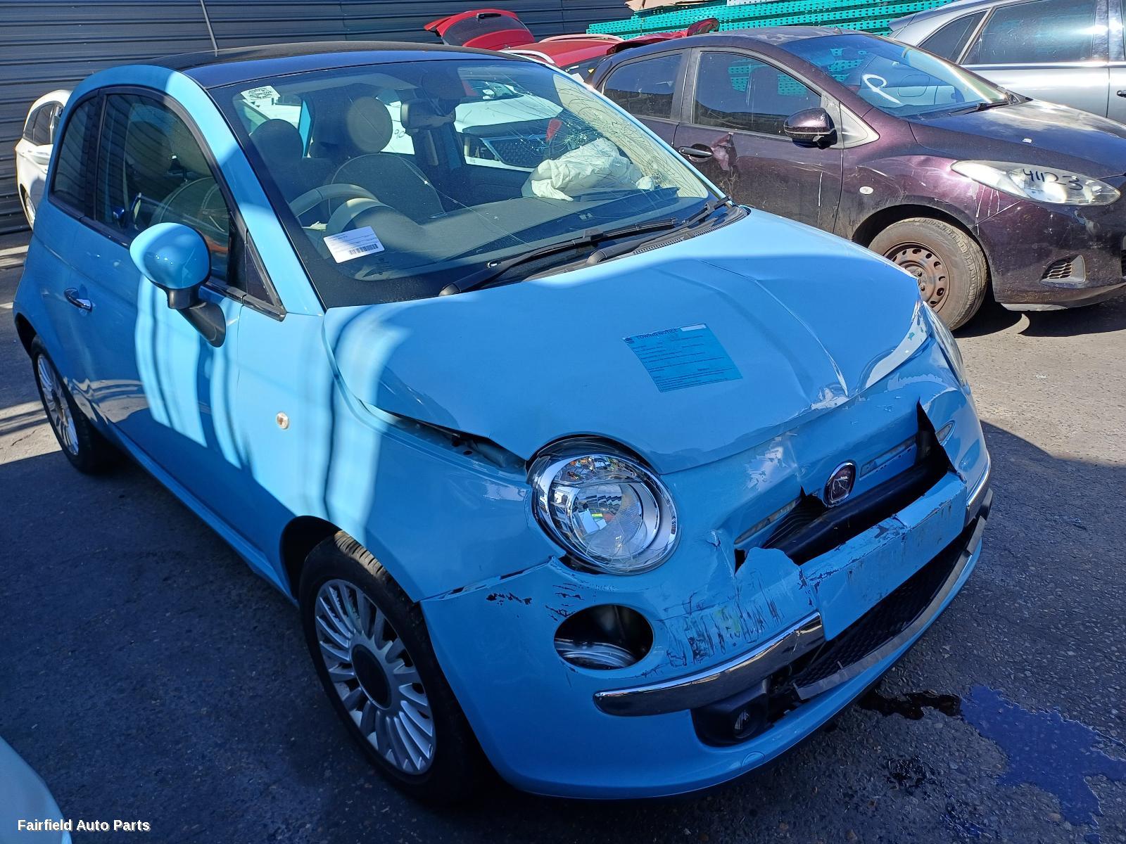 2014 Fiat 500 Left Front Door