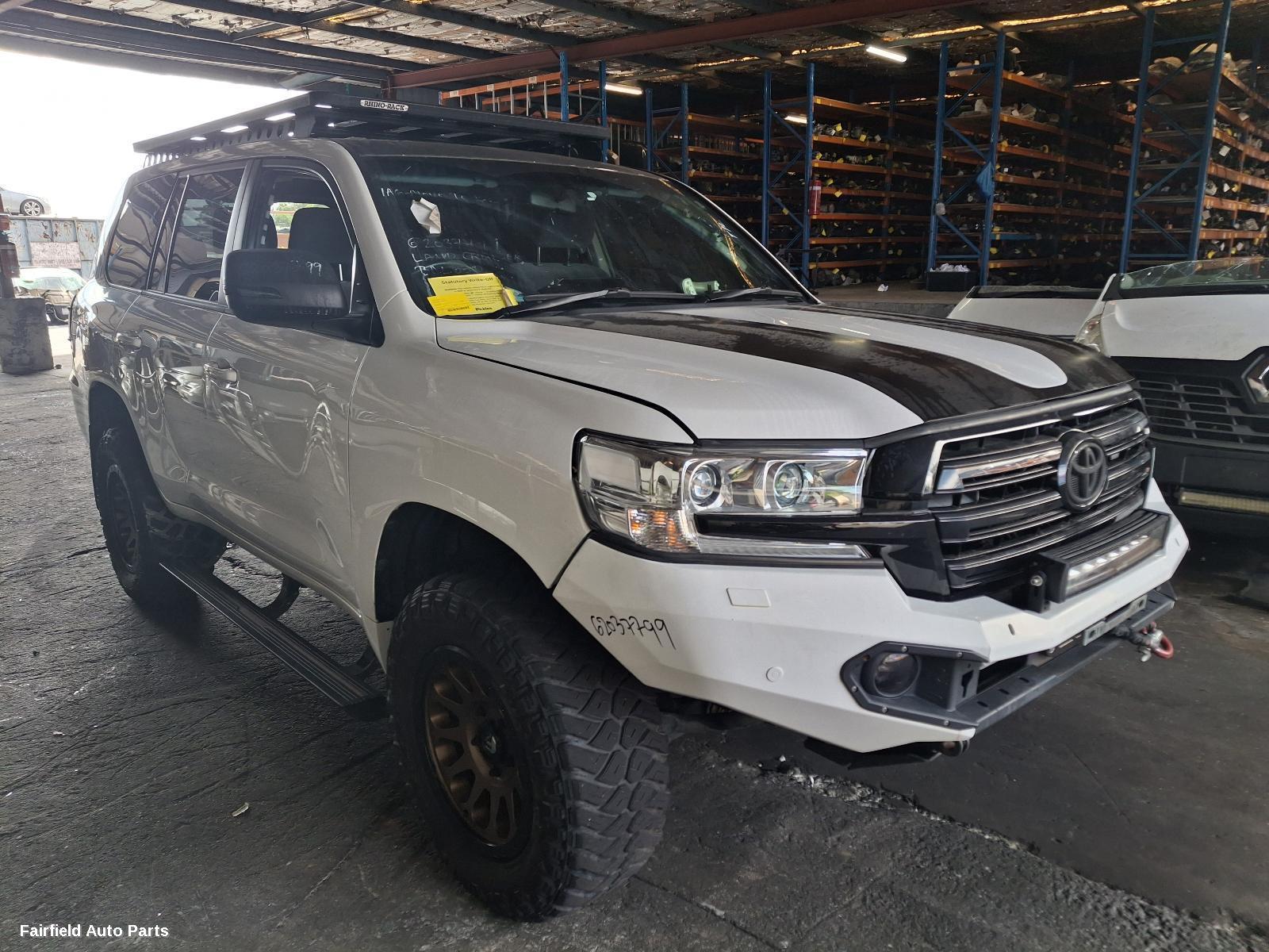 2015-2021 Toyota Landcruiser Front Bumper