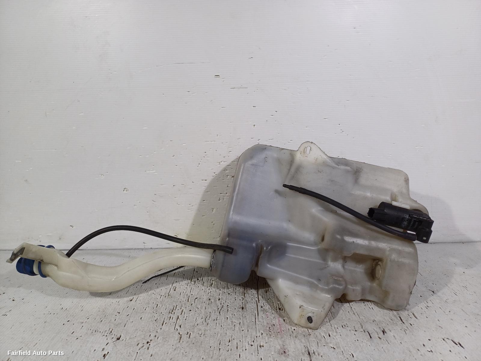 2007-2013 Volvo C30 Washer Bottle