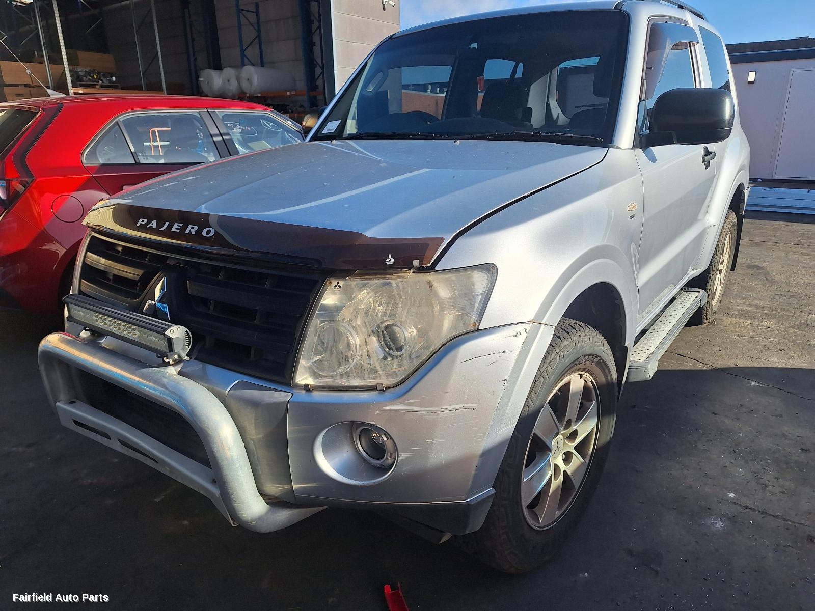 2007 Mitsubishi Pajero A C Compressor