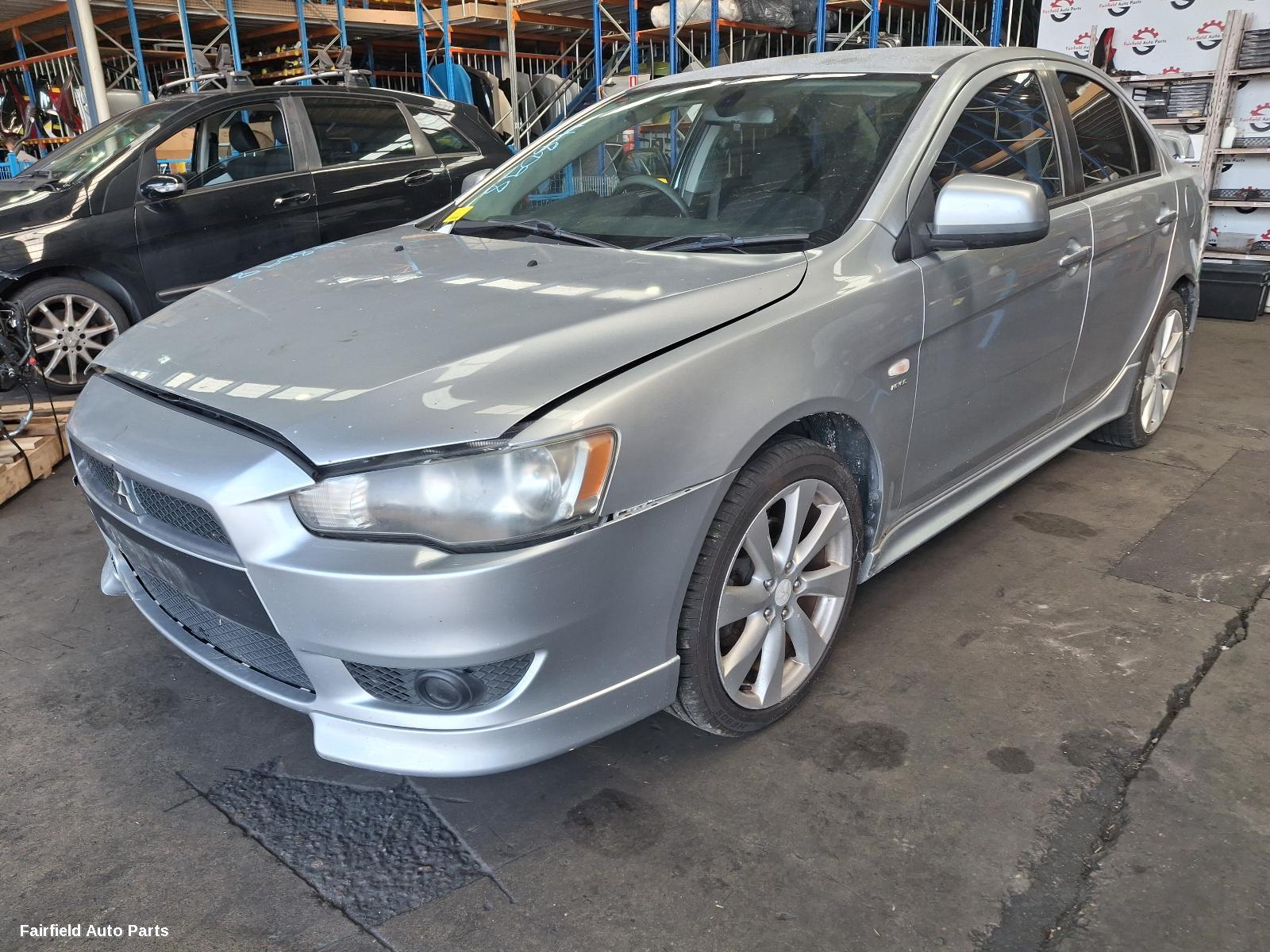 2007 Mitsubishi Lancer Left Front Door
