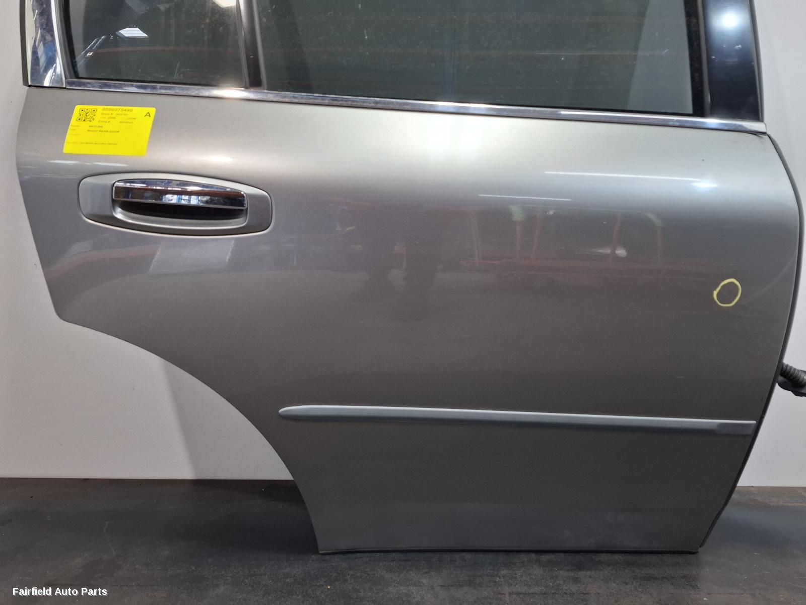 2001-2007 Nissan Skyline Right Rear Door Sliding