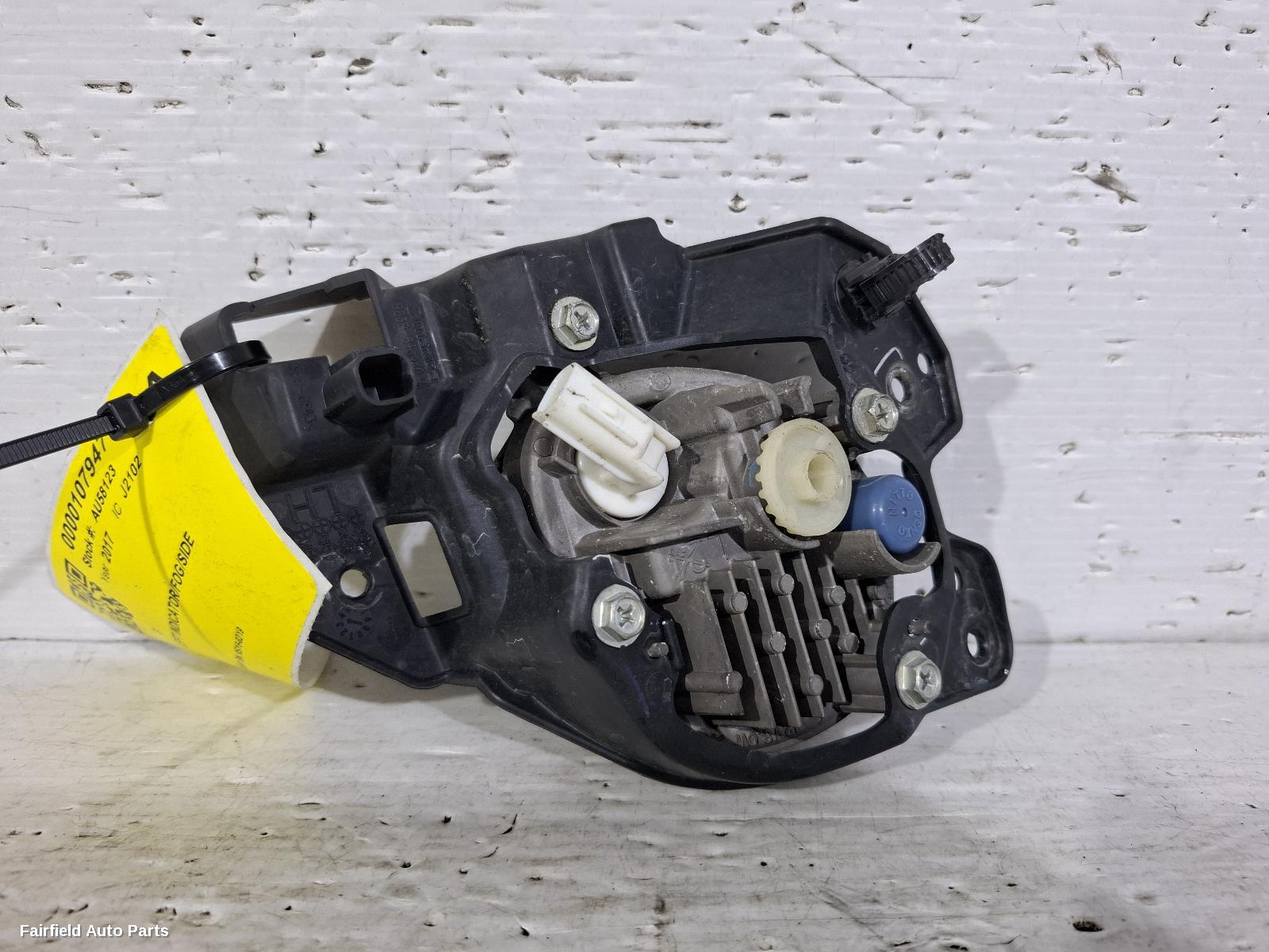 2016-2019 Mazda 3 Left Indicator Fog Side