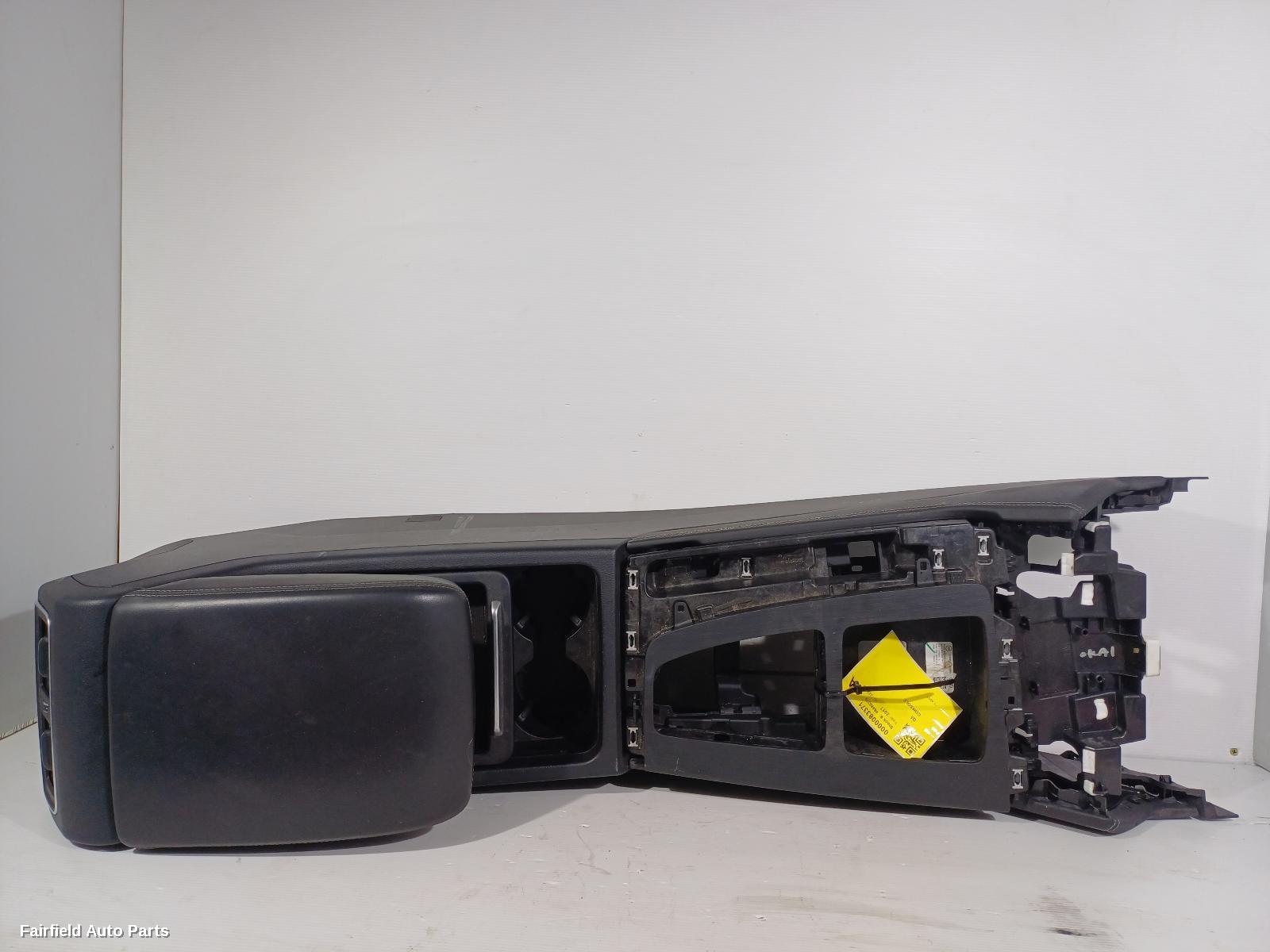 2017-2025 Audi Q5 Console