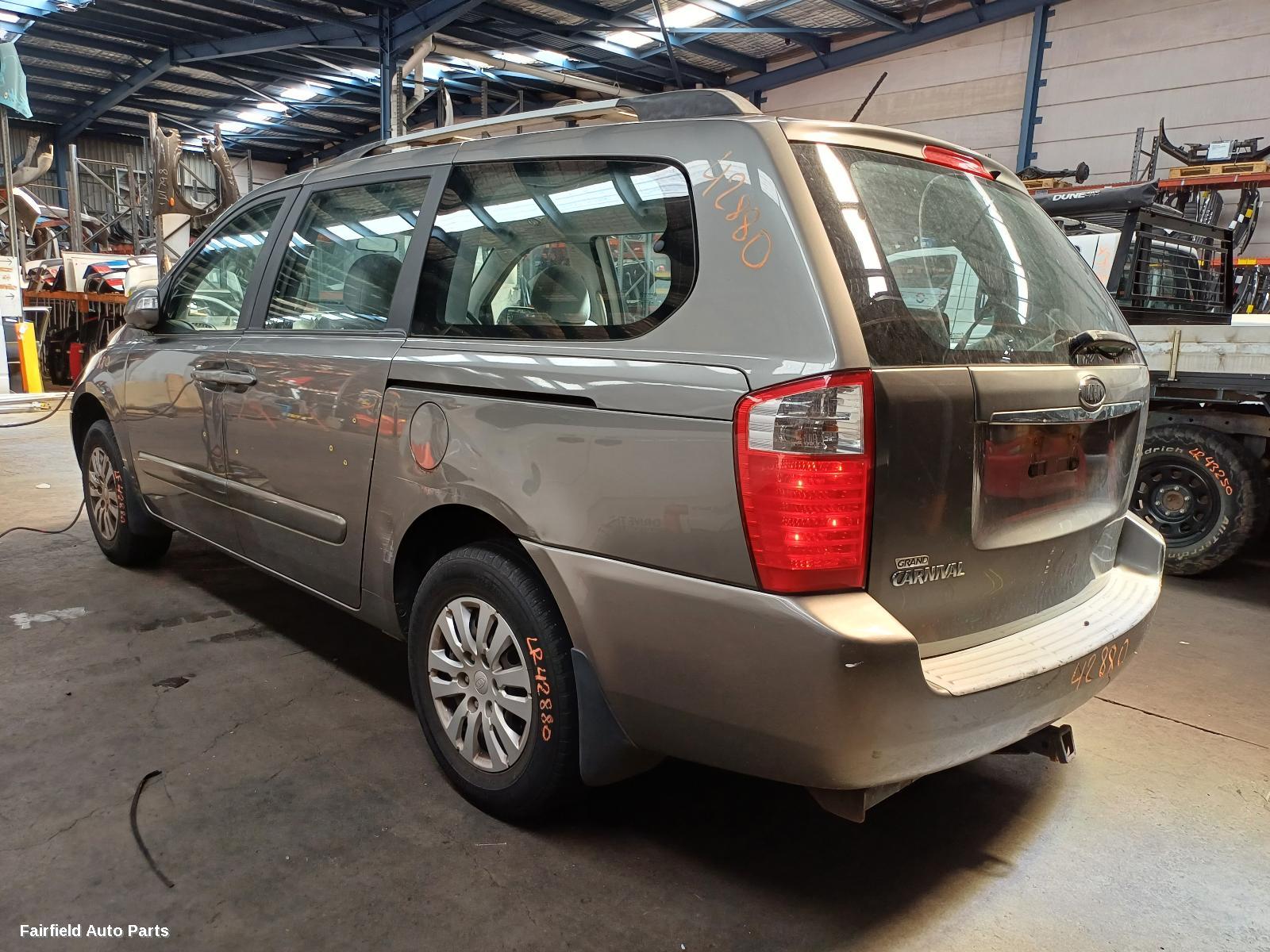 2010 Kia Carnival/grand Carnival Fuel Door Filler