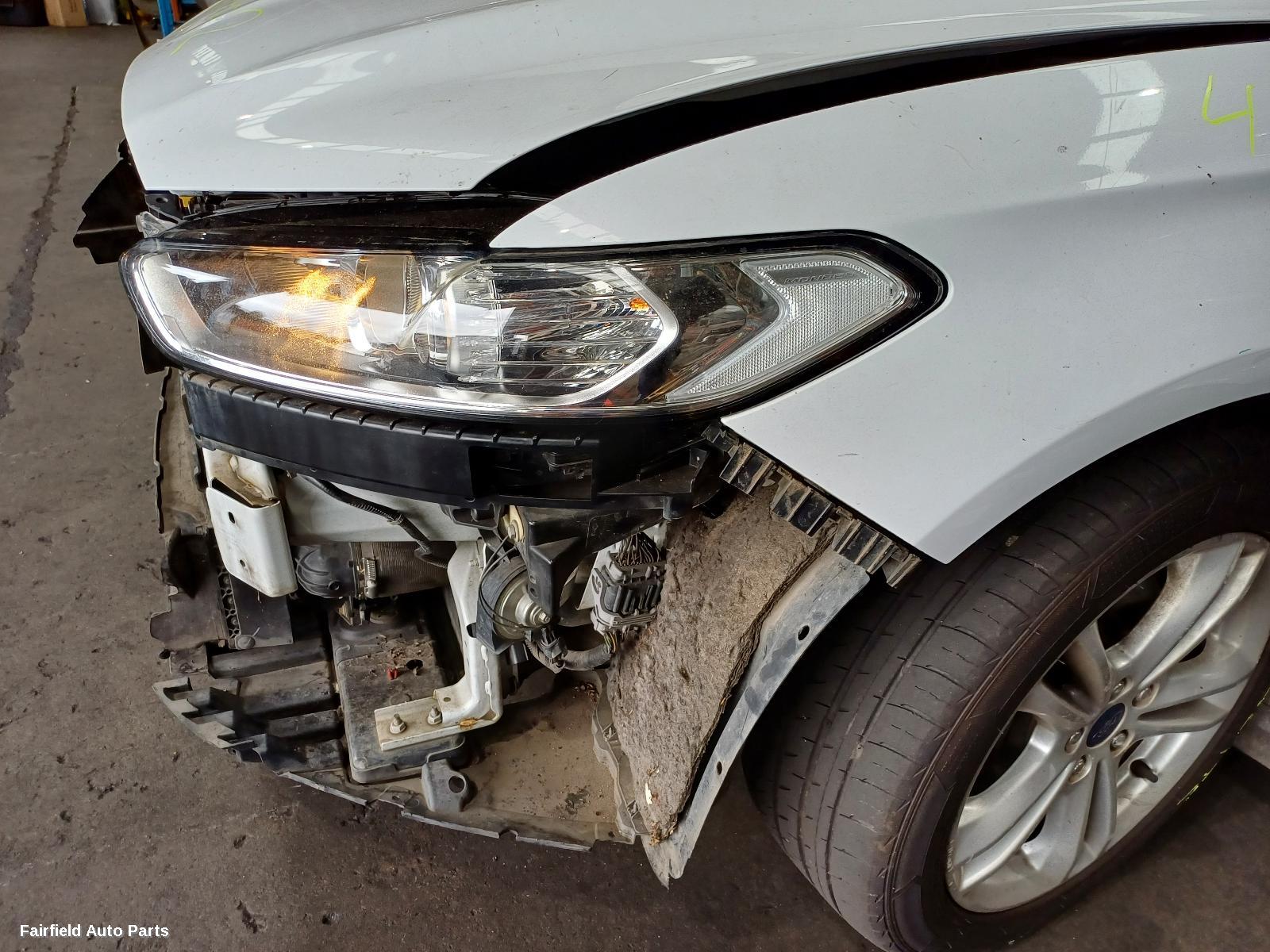 2015 Ford Mondeo Right Taillight