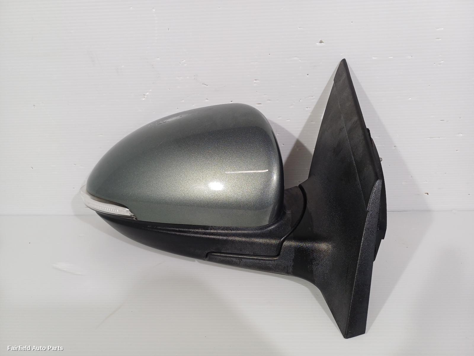 2015-2017 Holden Cruze Right Door Mirror