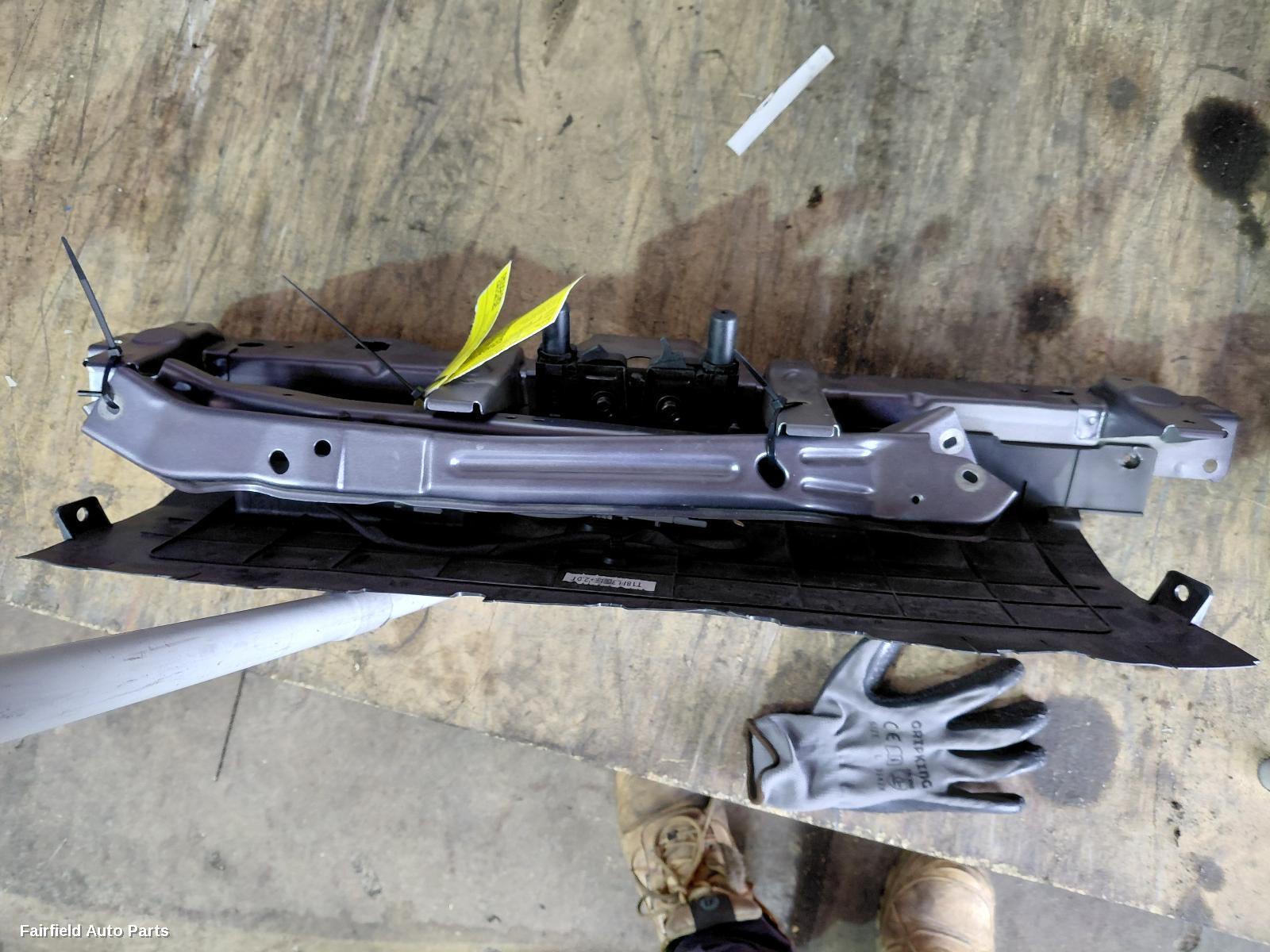 2024-2025 Chery Tiggo 8 Pro Max Radiator Support