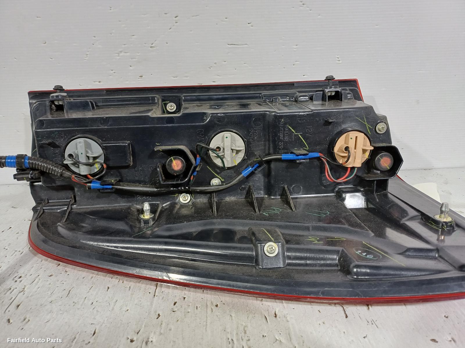 2024 Mazda Bt50 Left Taillight