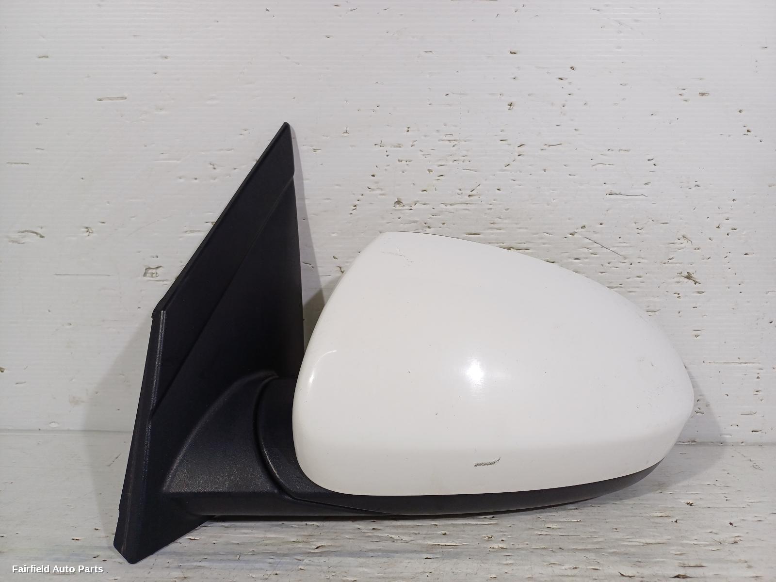 2015-2018 Hyundai Tucson Left Door Mirror