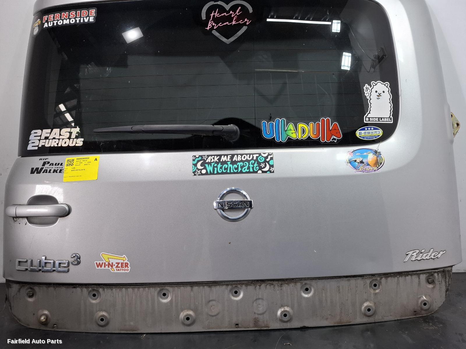 2002-2008 Nissan Cube Bootlid Tailgate