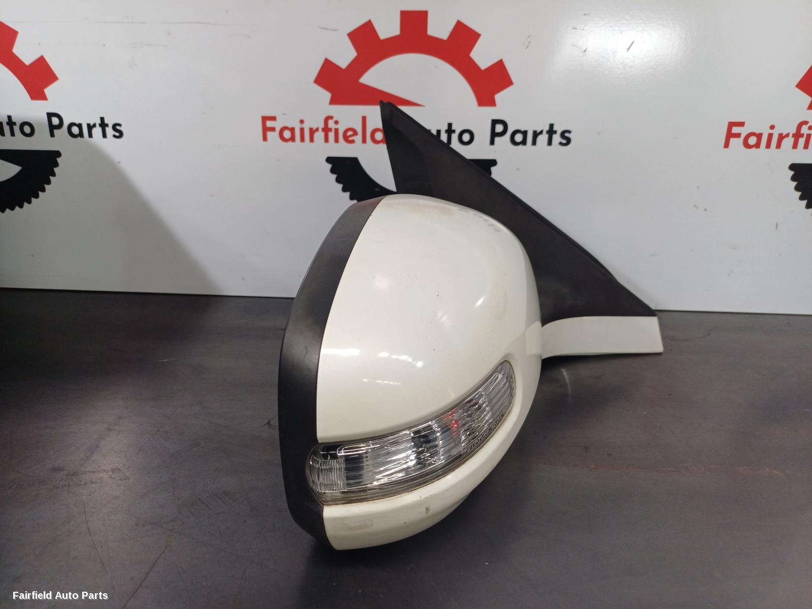 2010 Suzuki Swift Right Door Mirror