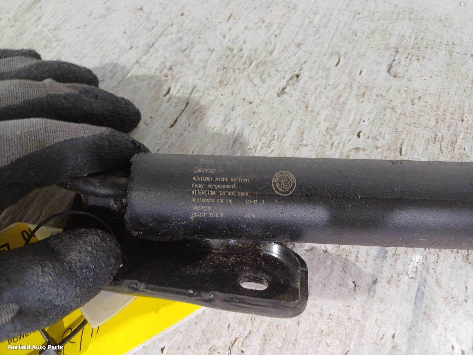 2018-2026 Alfa Romeo Stelvio Hatch Strut